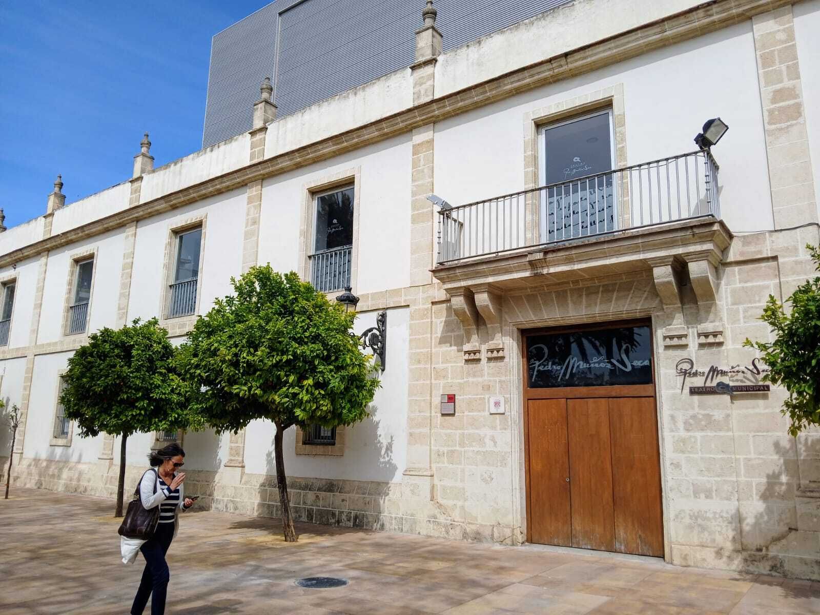 Las imágenes de la reforma de la plaza de El Polvorista, en El Puerto de Santa María