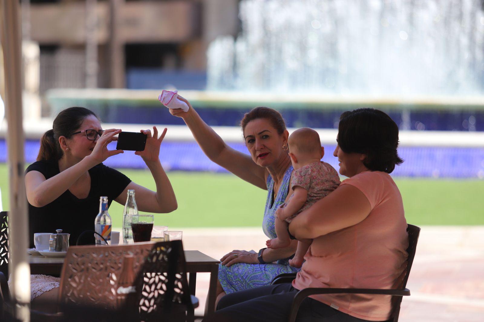 Imágenes de bares y restaurantes de la ciudad de Huelva en el inicio de la fase dos