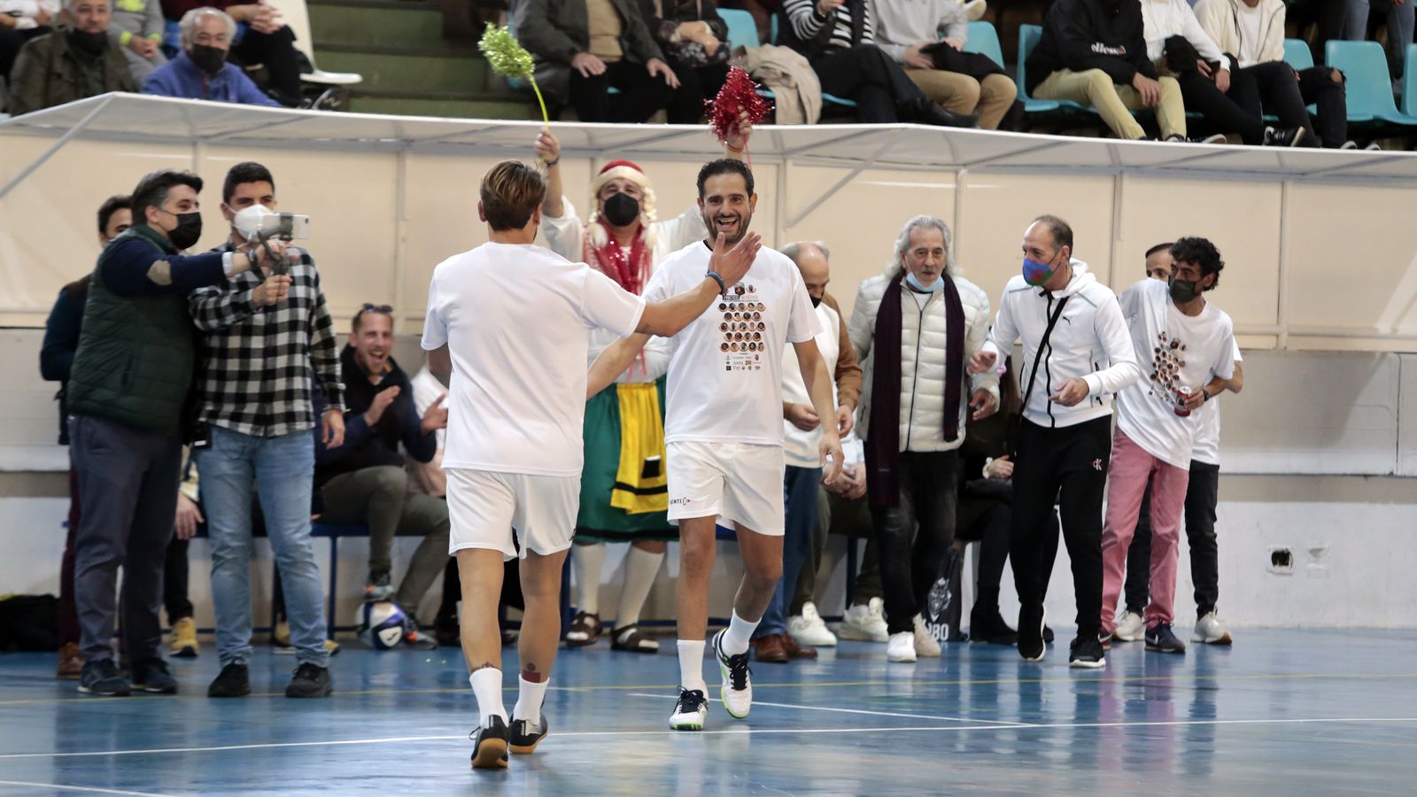 Partido benéfico para los niños damnificados por el volcán de La Palma