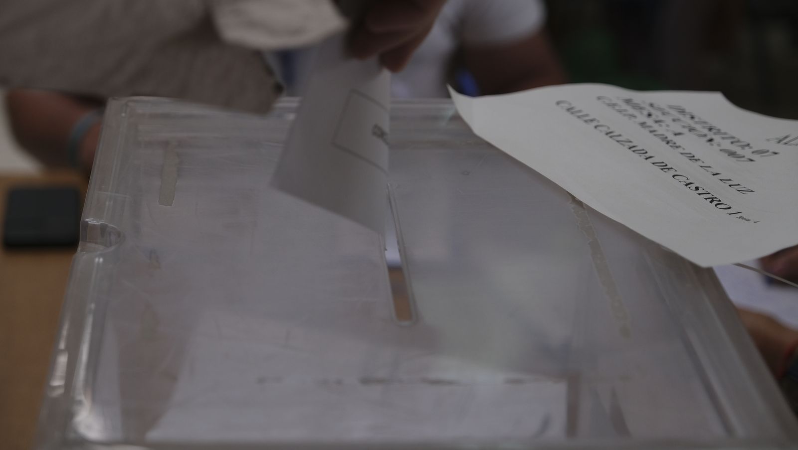 Imágenes de las votaciones en las Elecciones Municipales 2023, en Almería capital