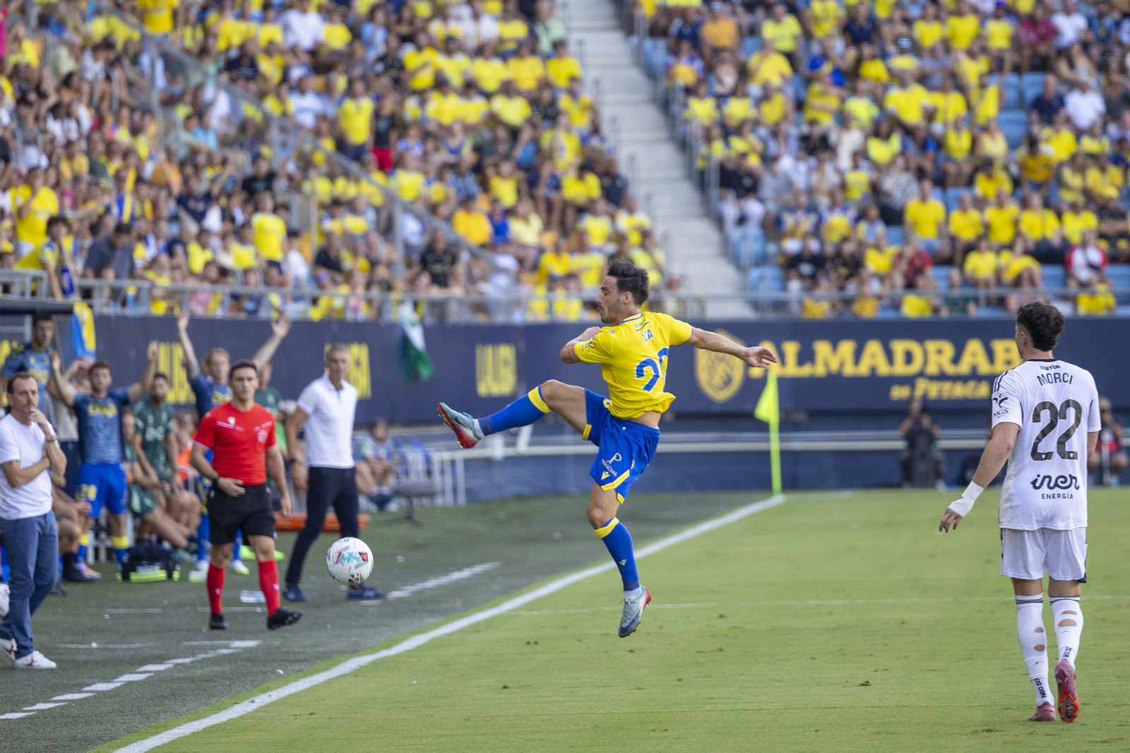 Búscate en las imágenes del Cádiz CF-Albacete