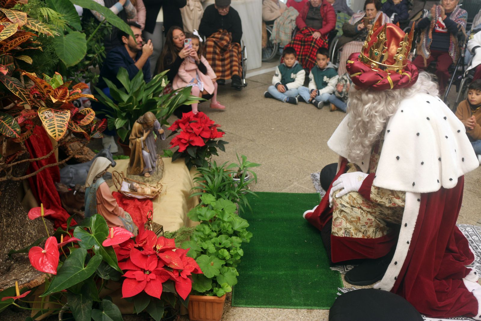 Visita de los Reyes a la Residencia Vedruna