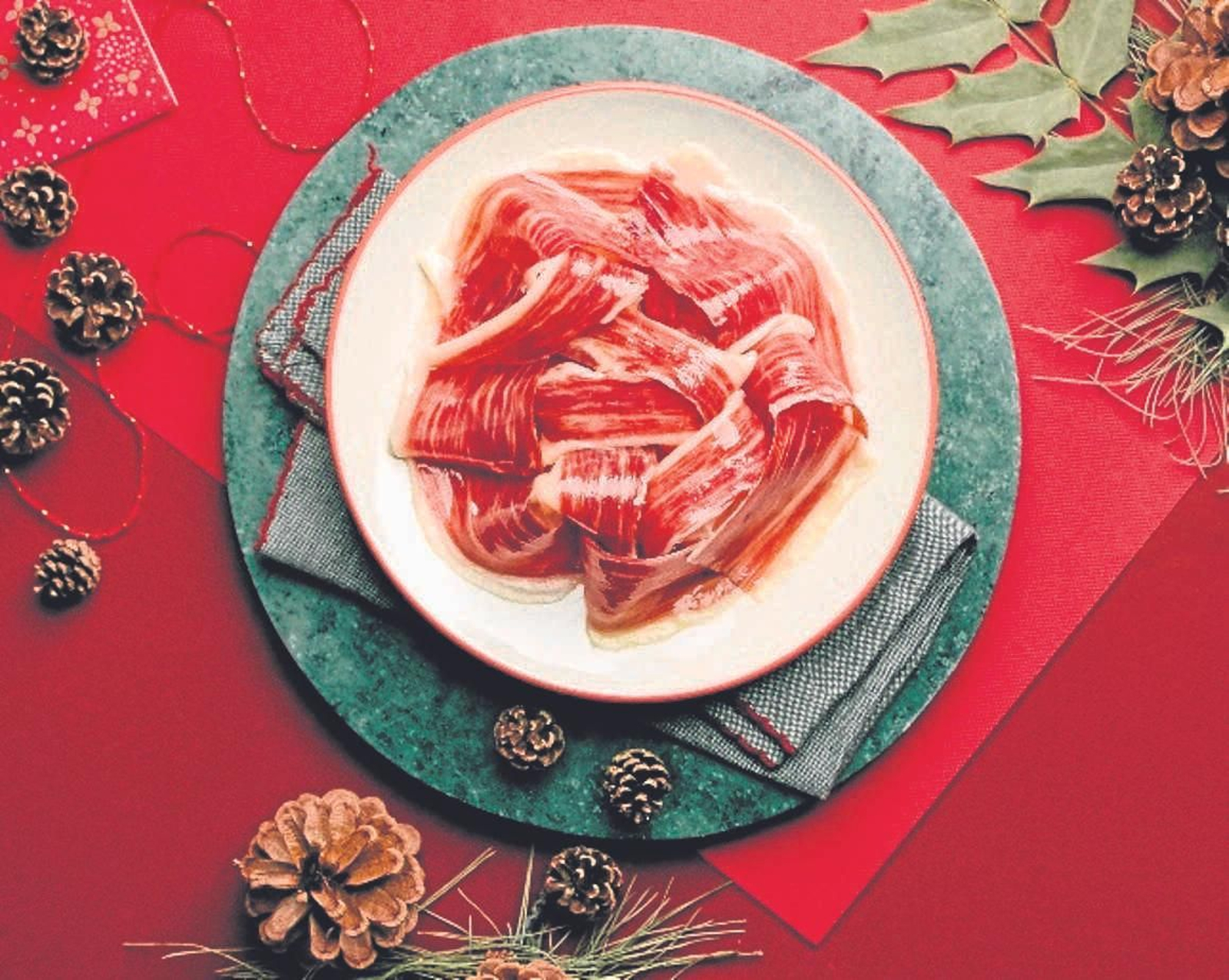 El jamón está muy presente en las comidas navideñas.