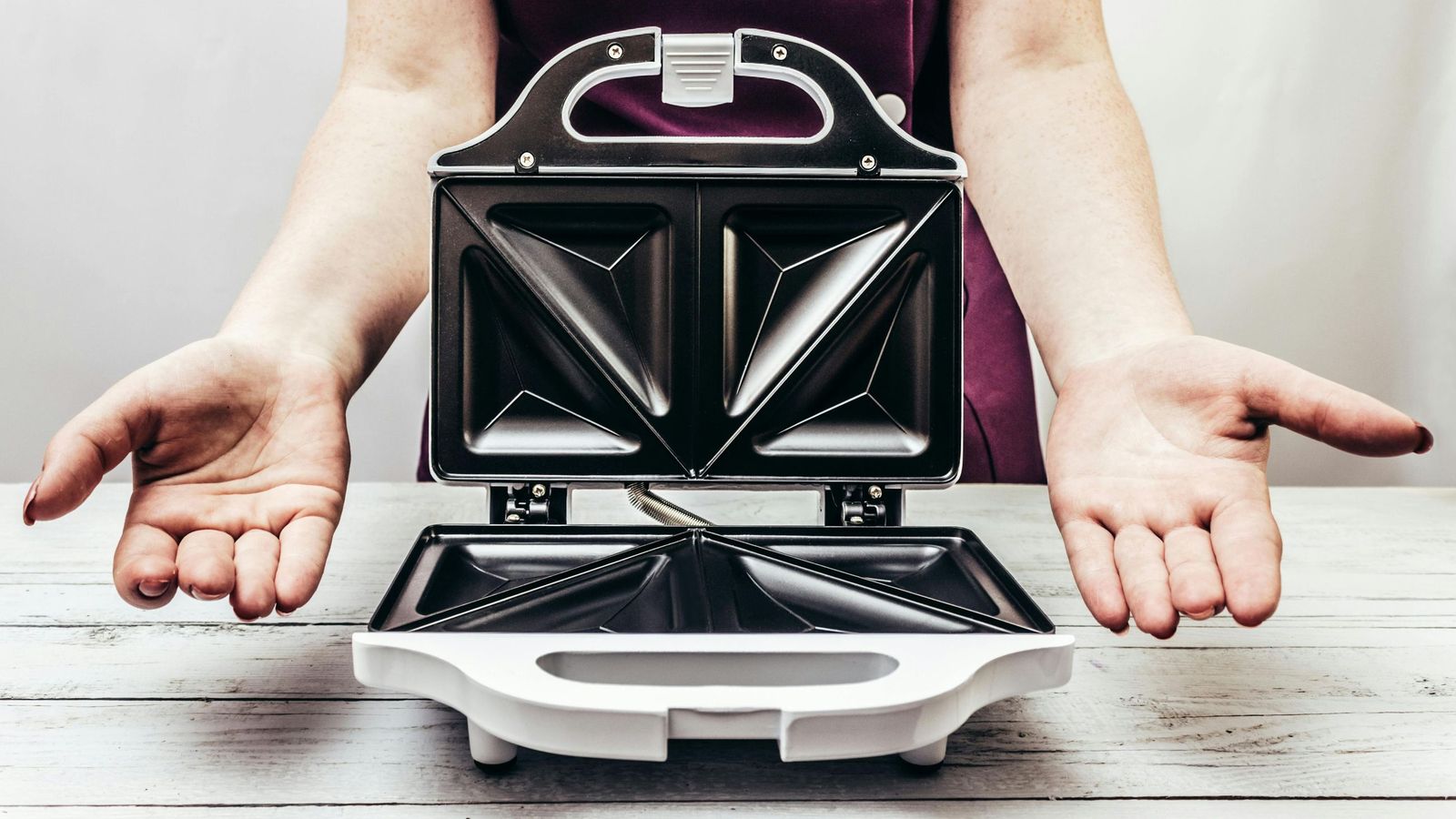 Descubre un nuevo aliado en tu cocina con las sandwicheras que triunfan en el día a día