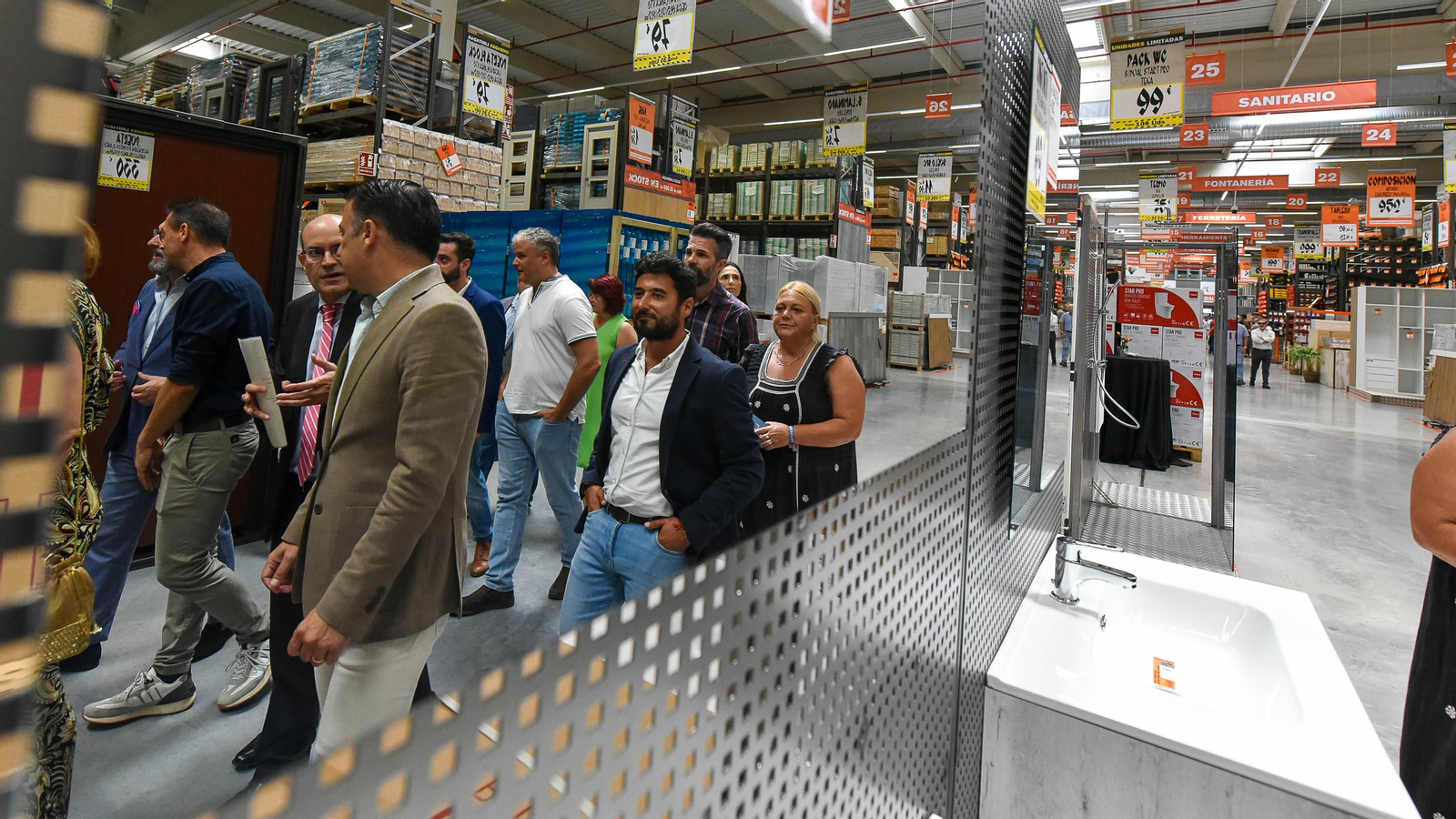 Las fotos de la inauguración de Obramat en Palmones