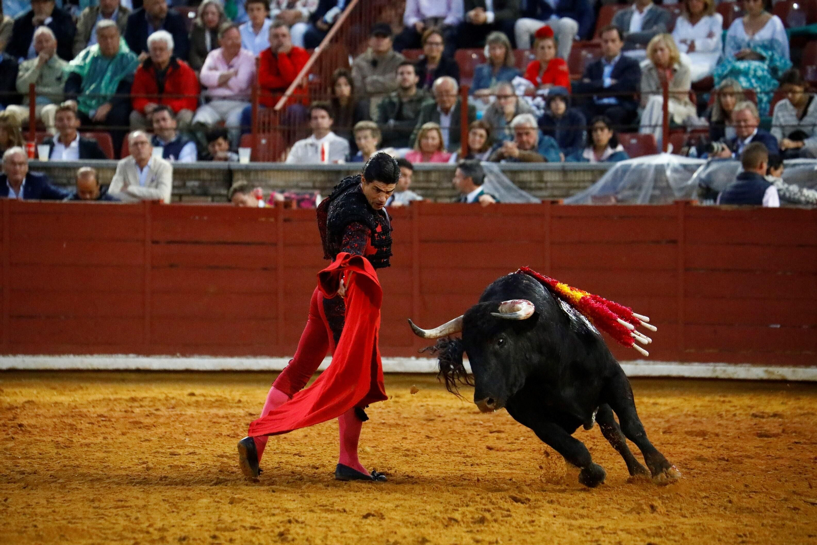 La última corrida de la Feria Taurina de Córdoba, en imágenes
