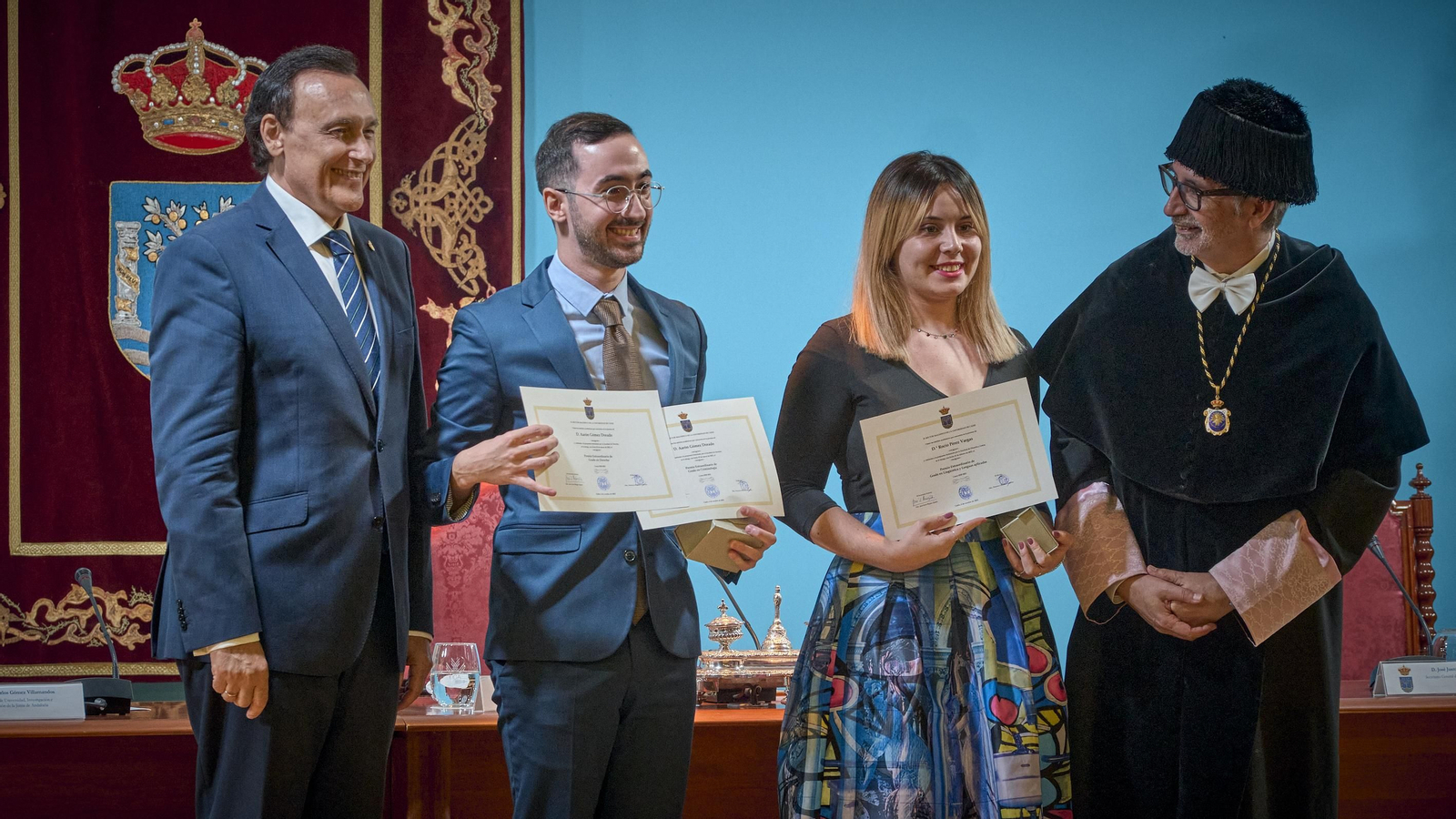 Entrega de premio extraordinarios de la UCA