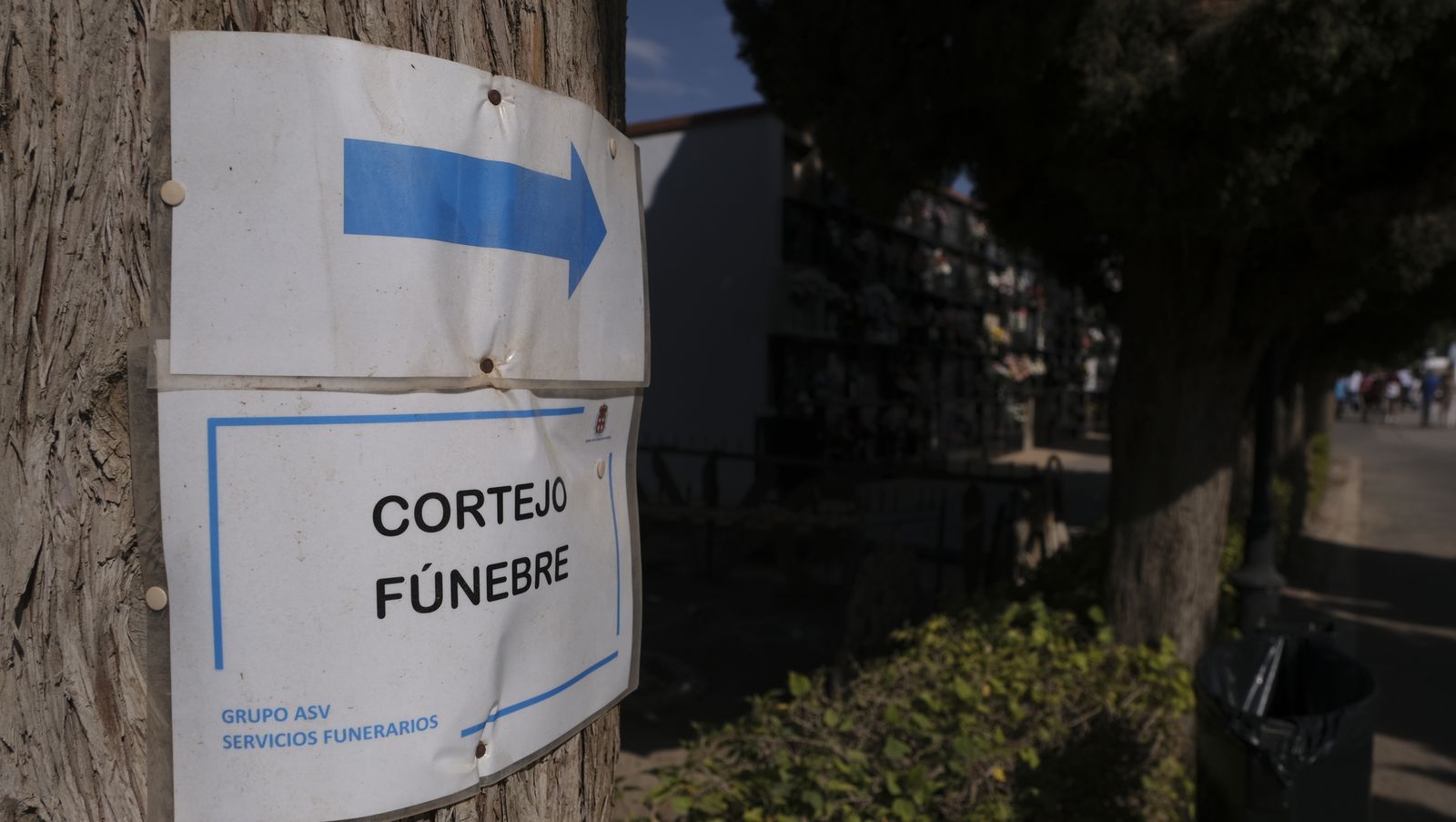 Imágenes del Día de Todos los Santos en el Cementerio de San José de Almería