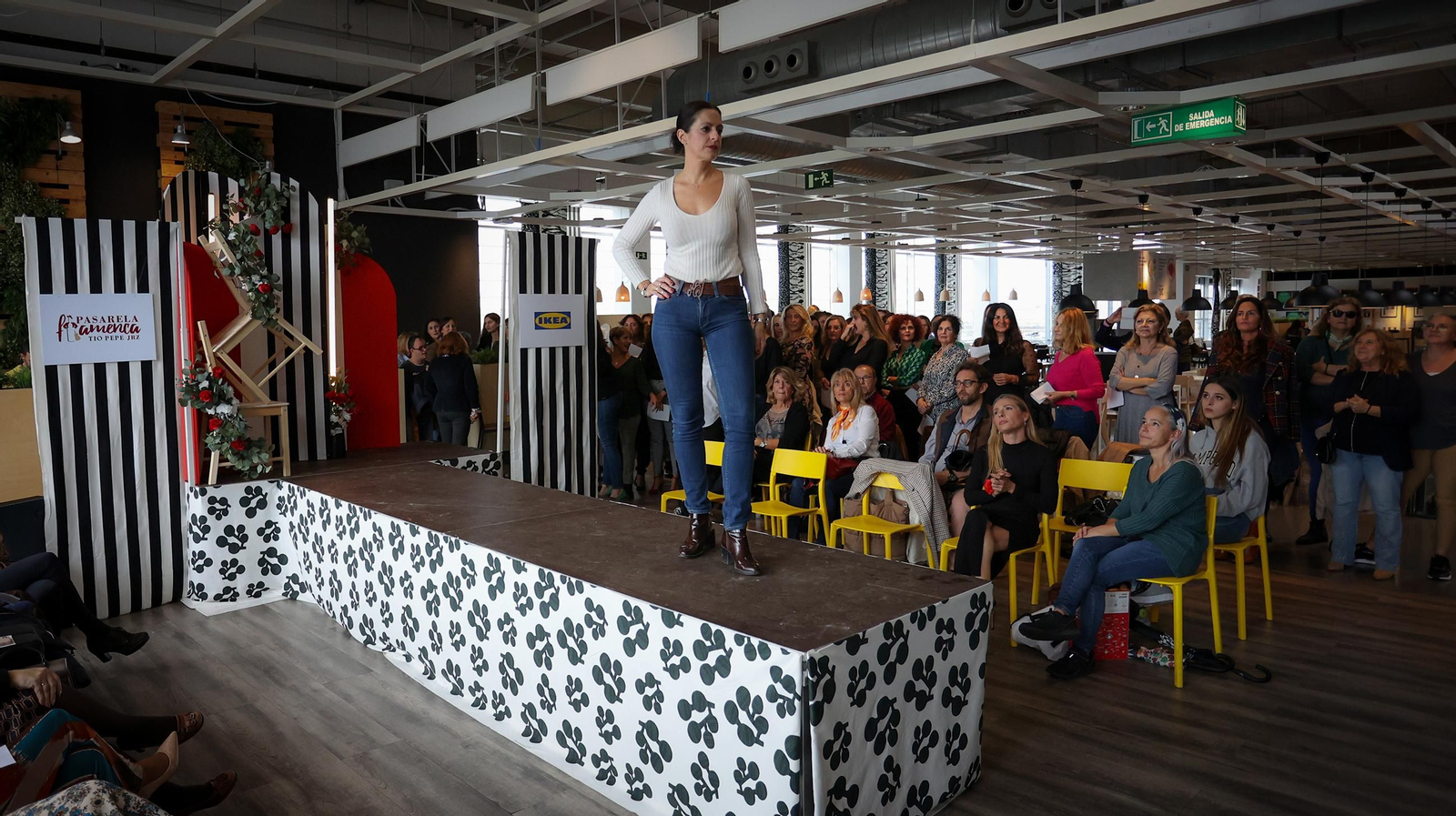 Casting de Mujeres con Solera para la Pasarela Flamenca