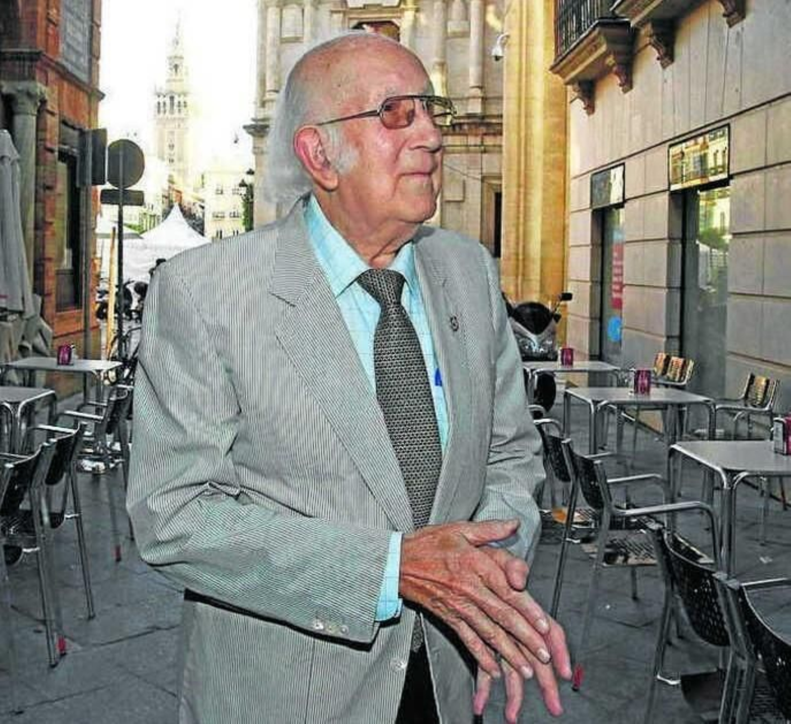 El doctor Jacinto Maqueda, fotografiado en Sevilla en el año 2010.