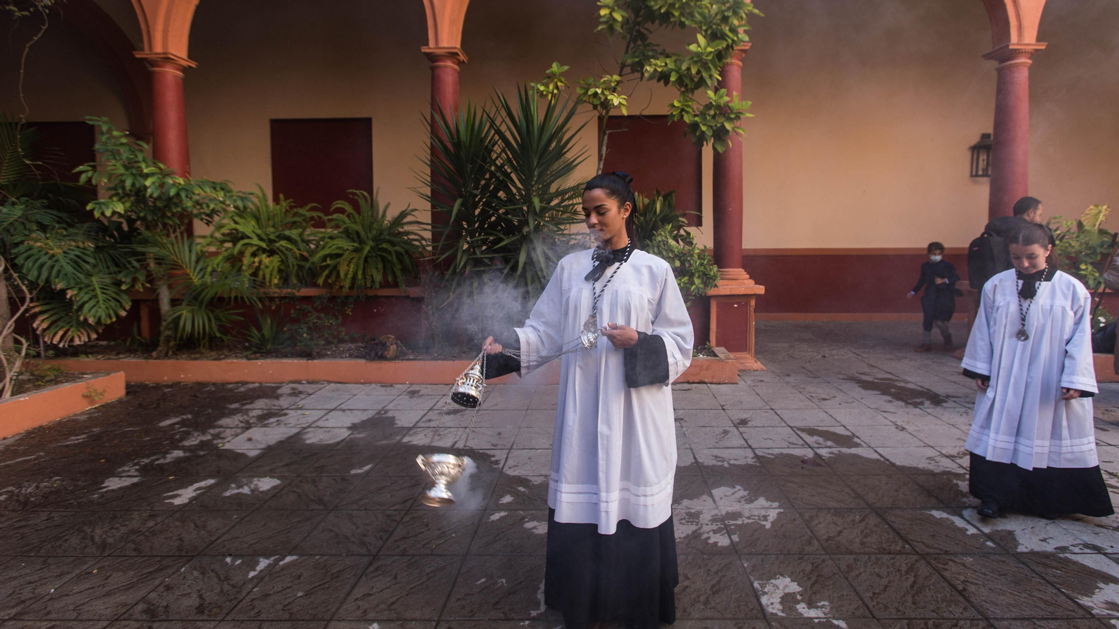 Las imágenes de la cofradía del Caido en la Semana Santa de Cádiz 2022