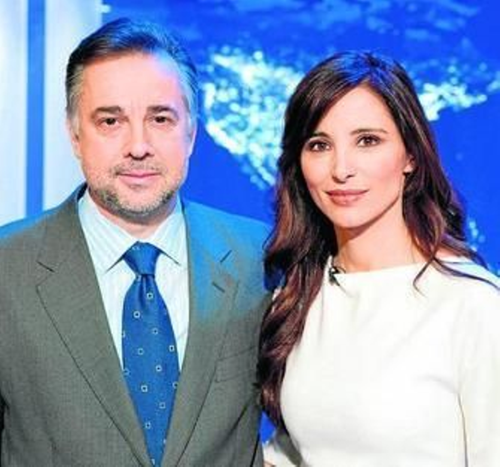 Jenaro Castro, el director de 'Informe Semanal', con Olga Lambea.