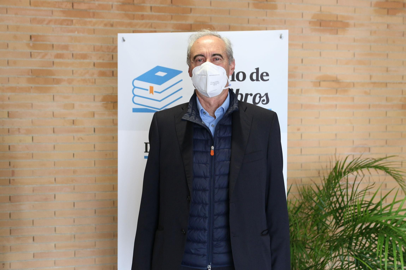 Fotogalería Diario de los Libros, con Marta Robles y su obra 'Pasiones carnales'