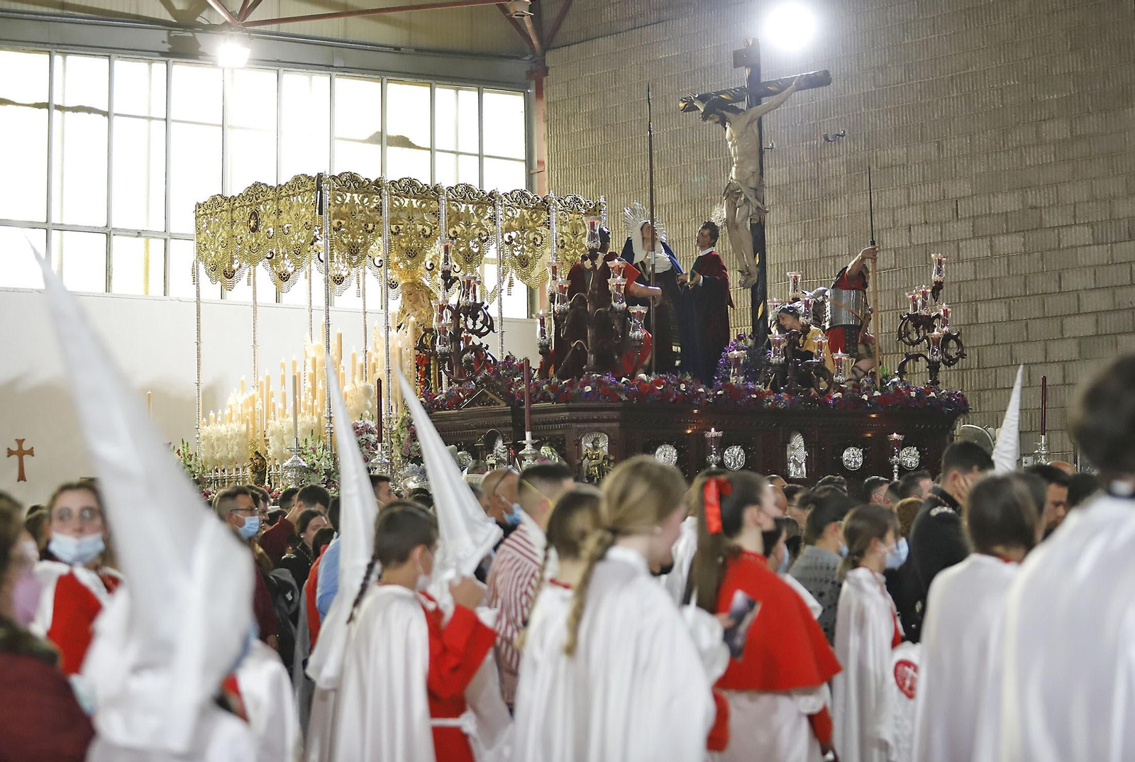 Los dos pasos de la Hermandad de El Perdón, en el Lunes Santo de 2022.
