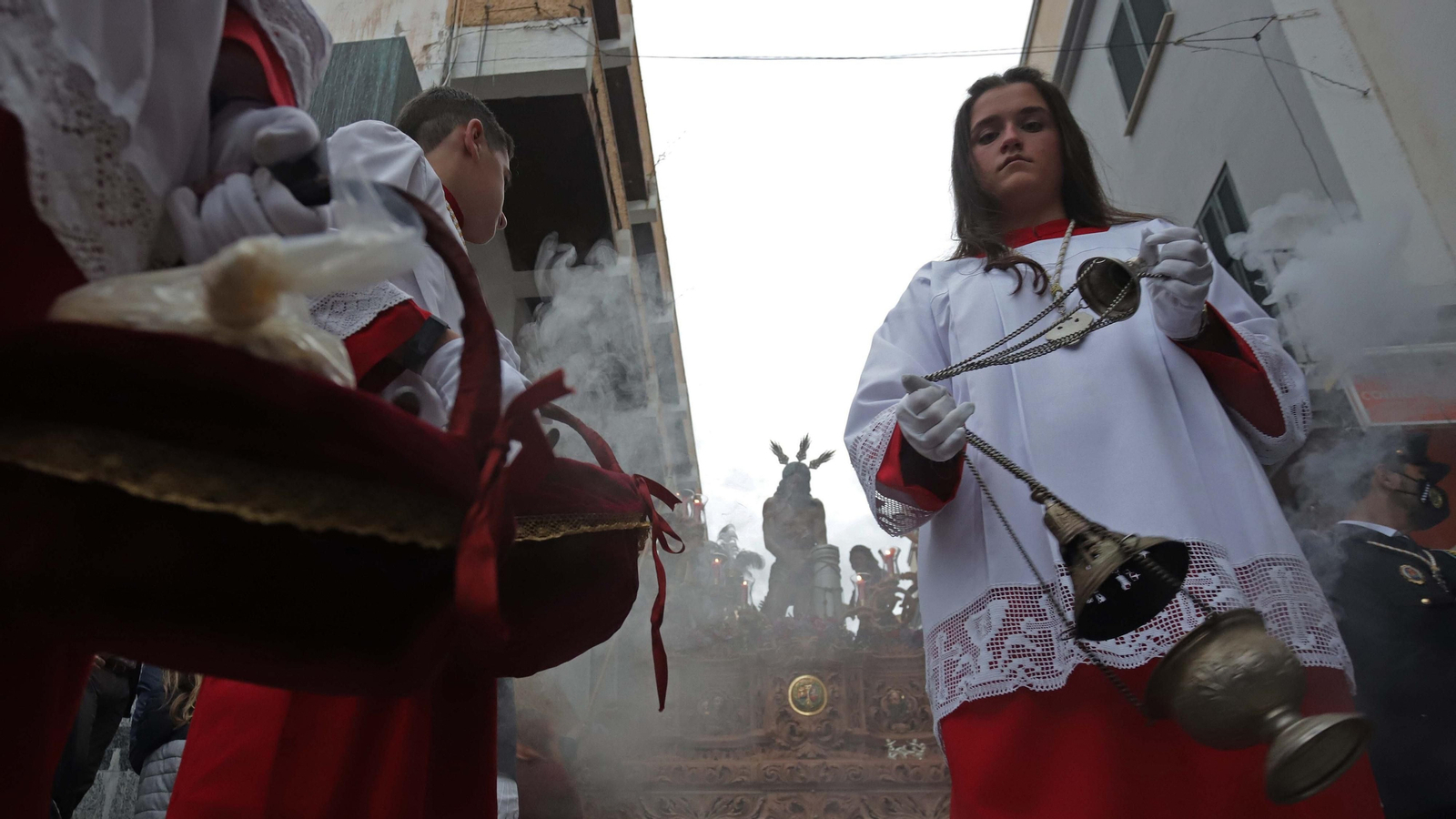 Fotos del Lunes Santo en Algeciras: La Columna y la Legión