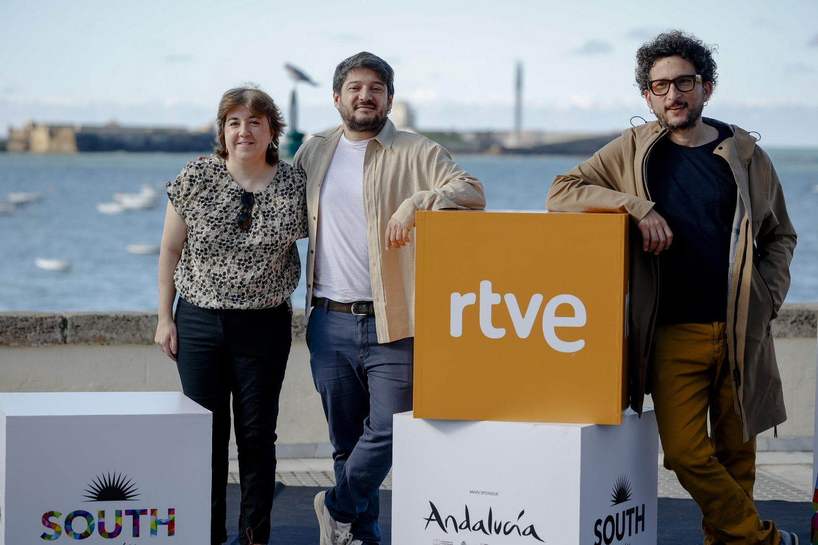 imágenes del photocall del South Series en la caleta el domingo 27