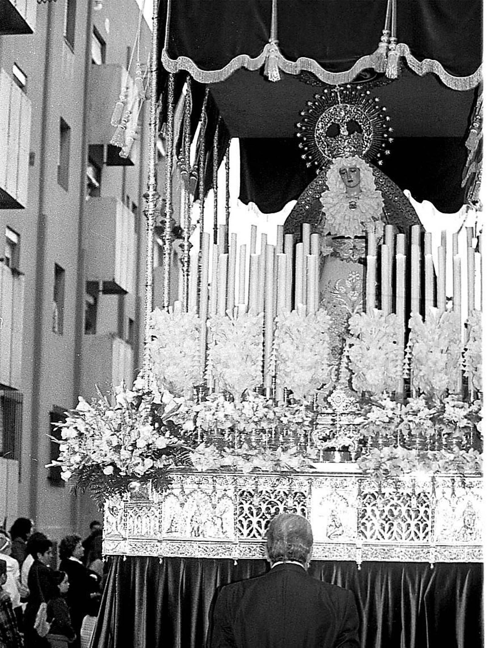 2002. Virgen de la Amargura