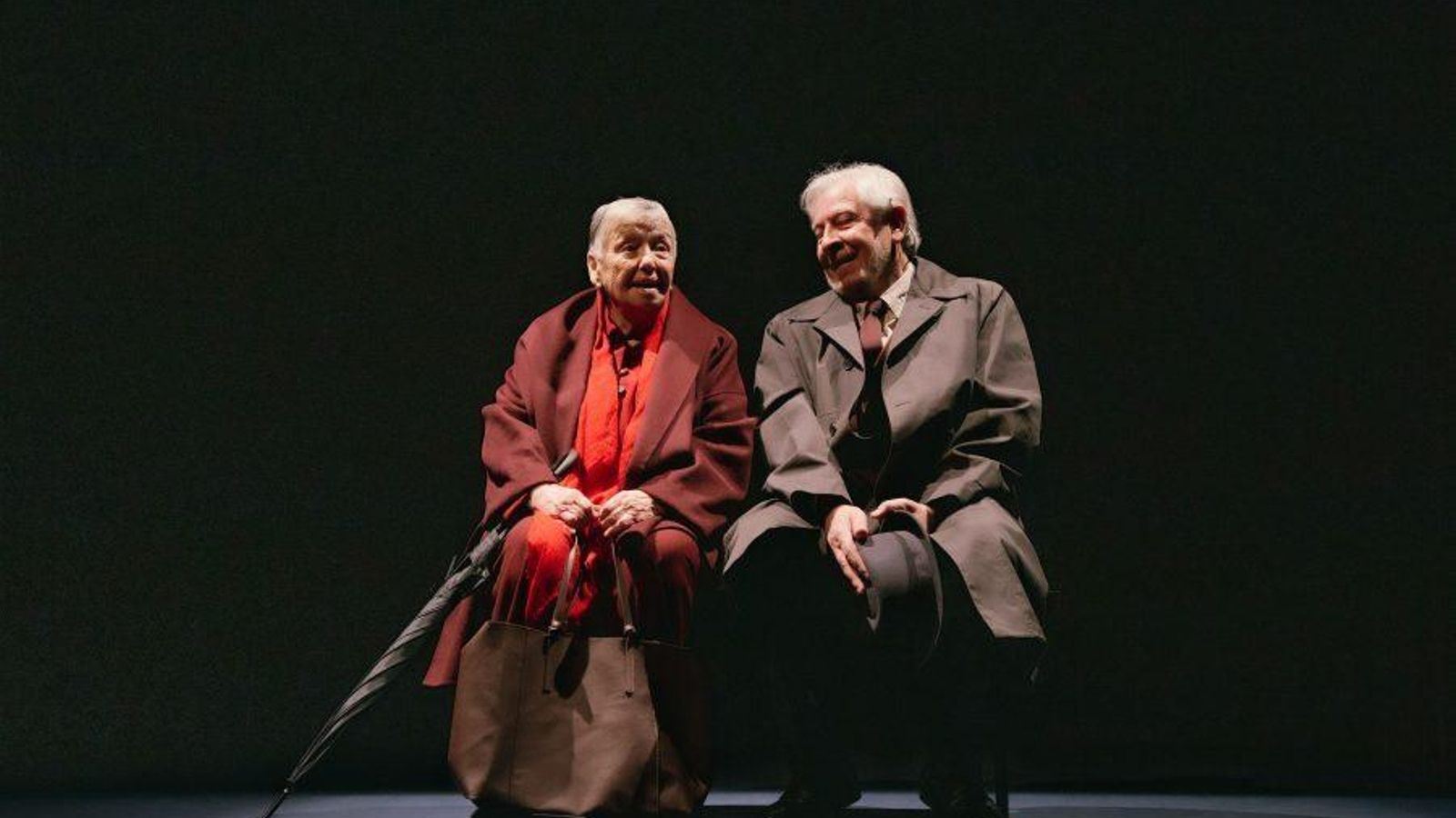 La actriz junto a Juan Meseguer en 'El abrazo'