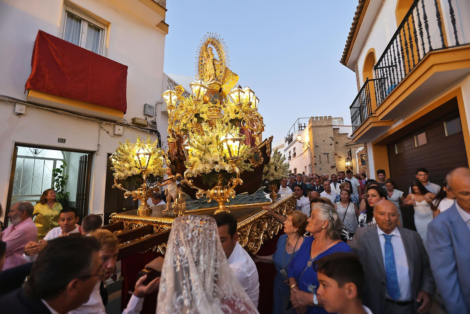 Imágenes de la procesión de Nuestra Señora de los Milagros en Palos de la Frontera Imágenes de la procesión de Nuestra Señora de los Milagros en Palos de la Frontera