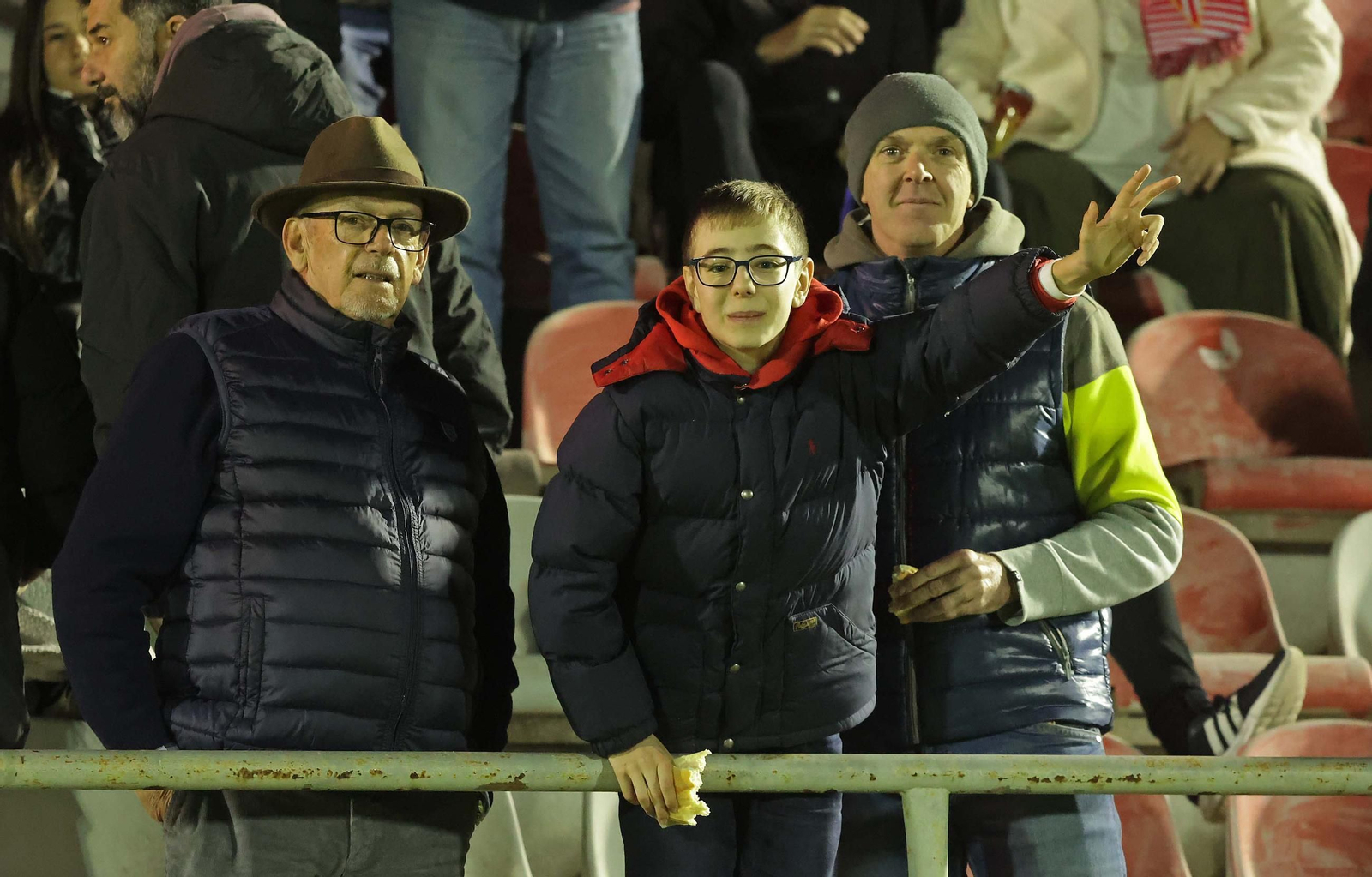Búscate en el Nuevo Mirador durante el Algeciras - Yeclano