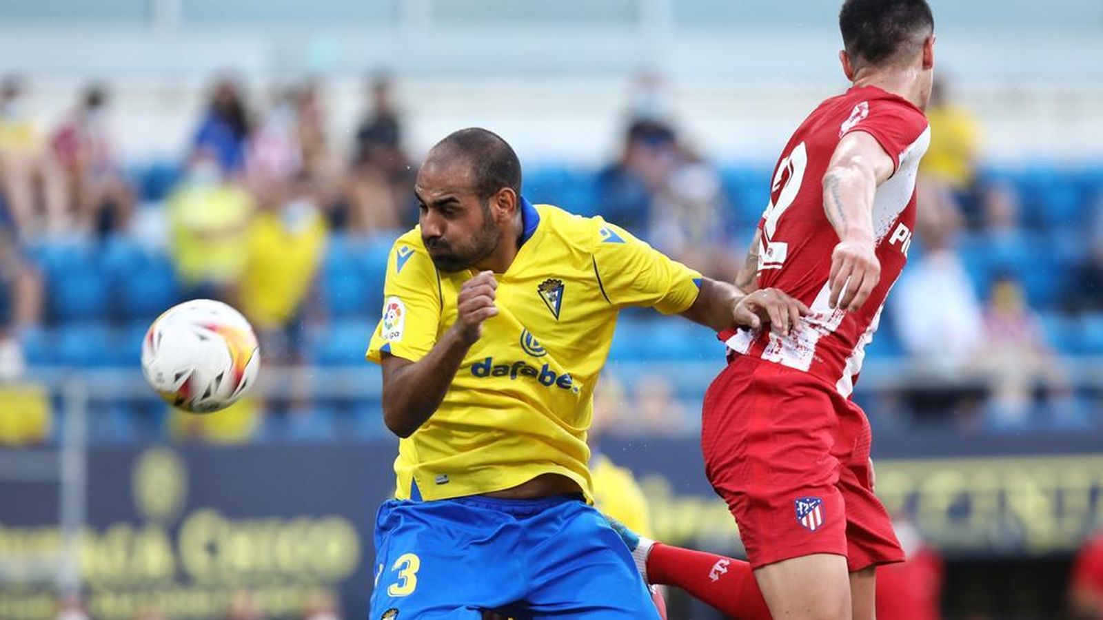 Las imágenes del Cádiz-Atlético del Trofeo Carranza.