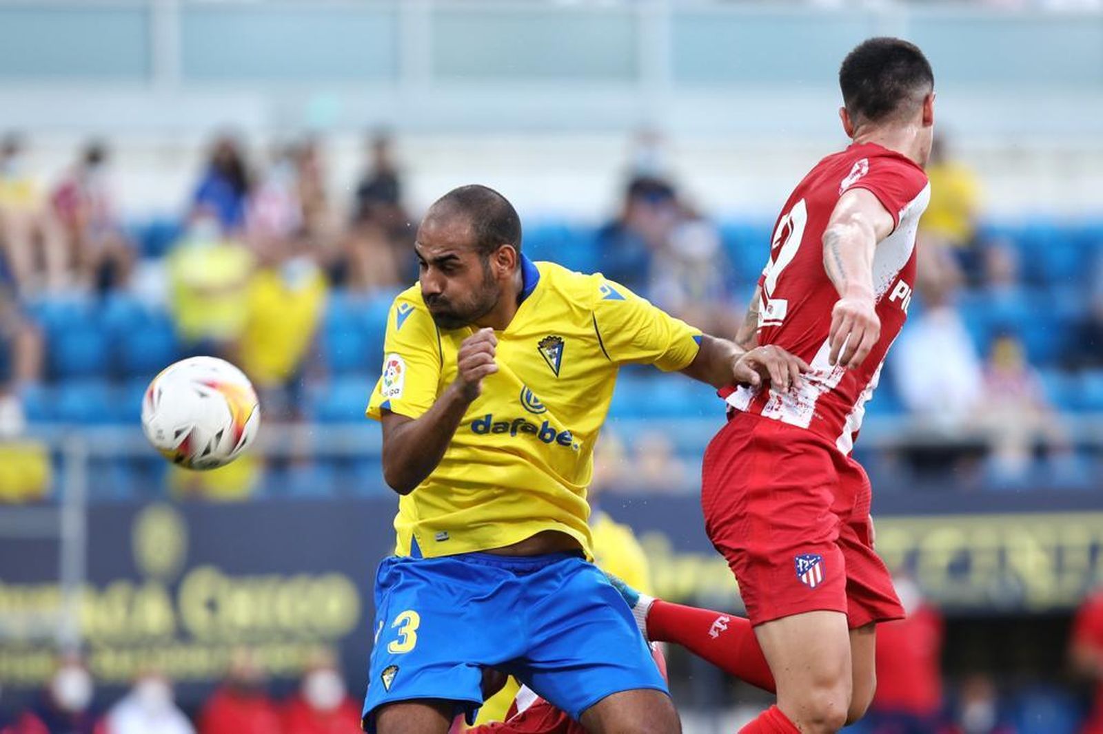 Las imágenes del Cádiz-Atlético del Trofeo Carranza.