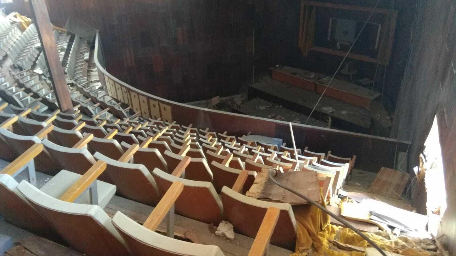 El salón de actos es uno de los lugares que más merecen ser recuperados