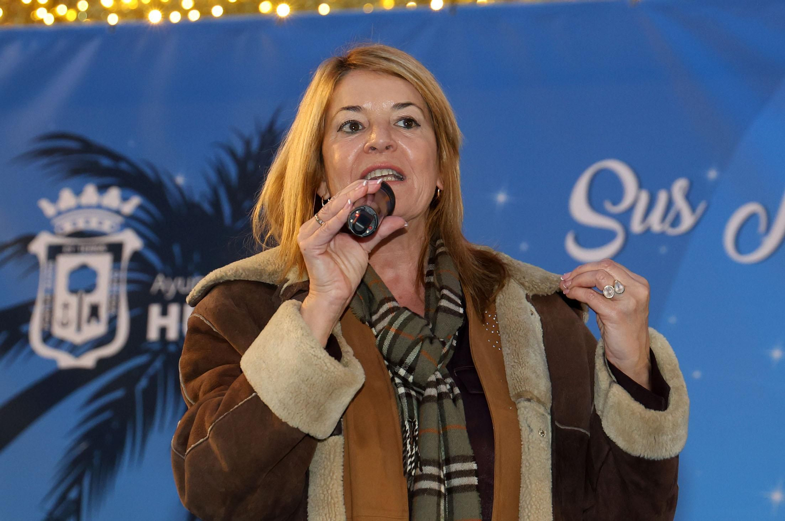 Imágenes del Heraldo Real anunciando la llegada de los Reyes Magos a Huelva