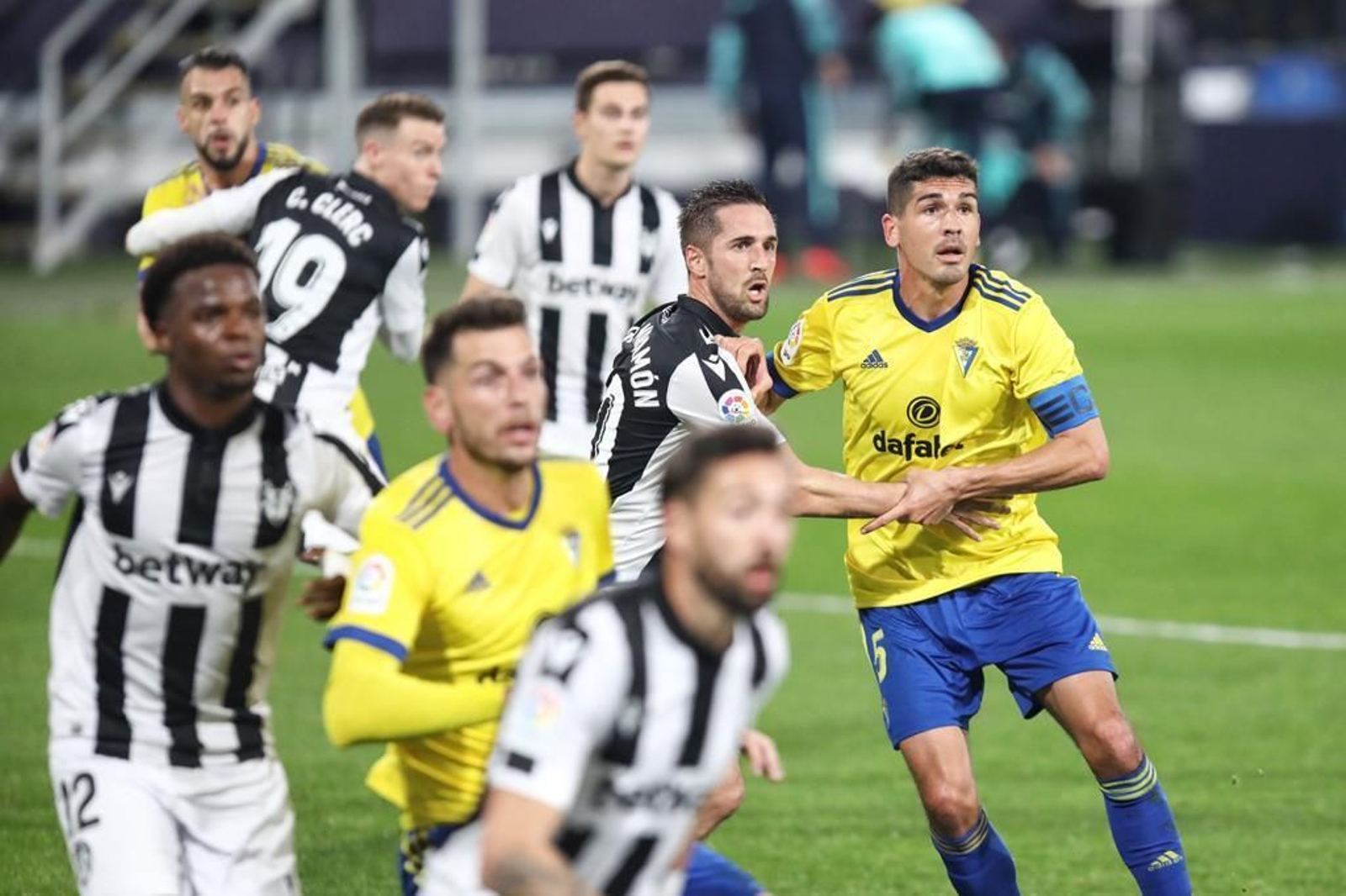 Las imágenes del Cádiz-Levante.