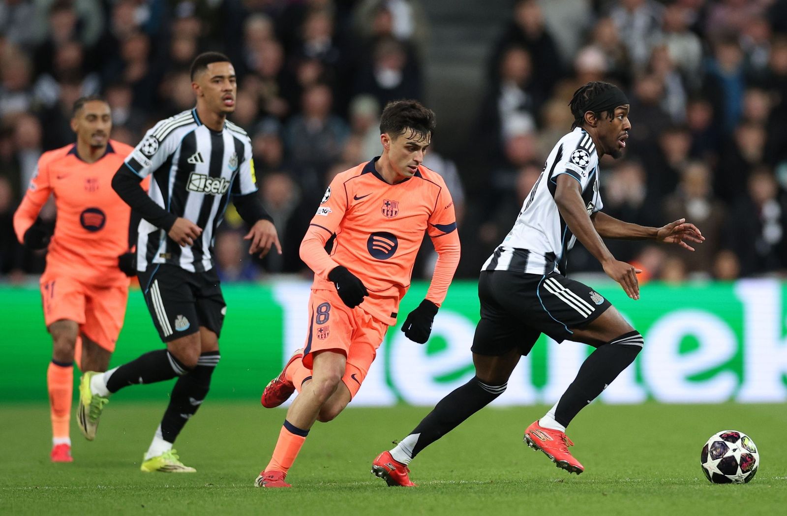 Las fotos del Newcastle-Barcelona