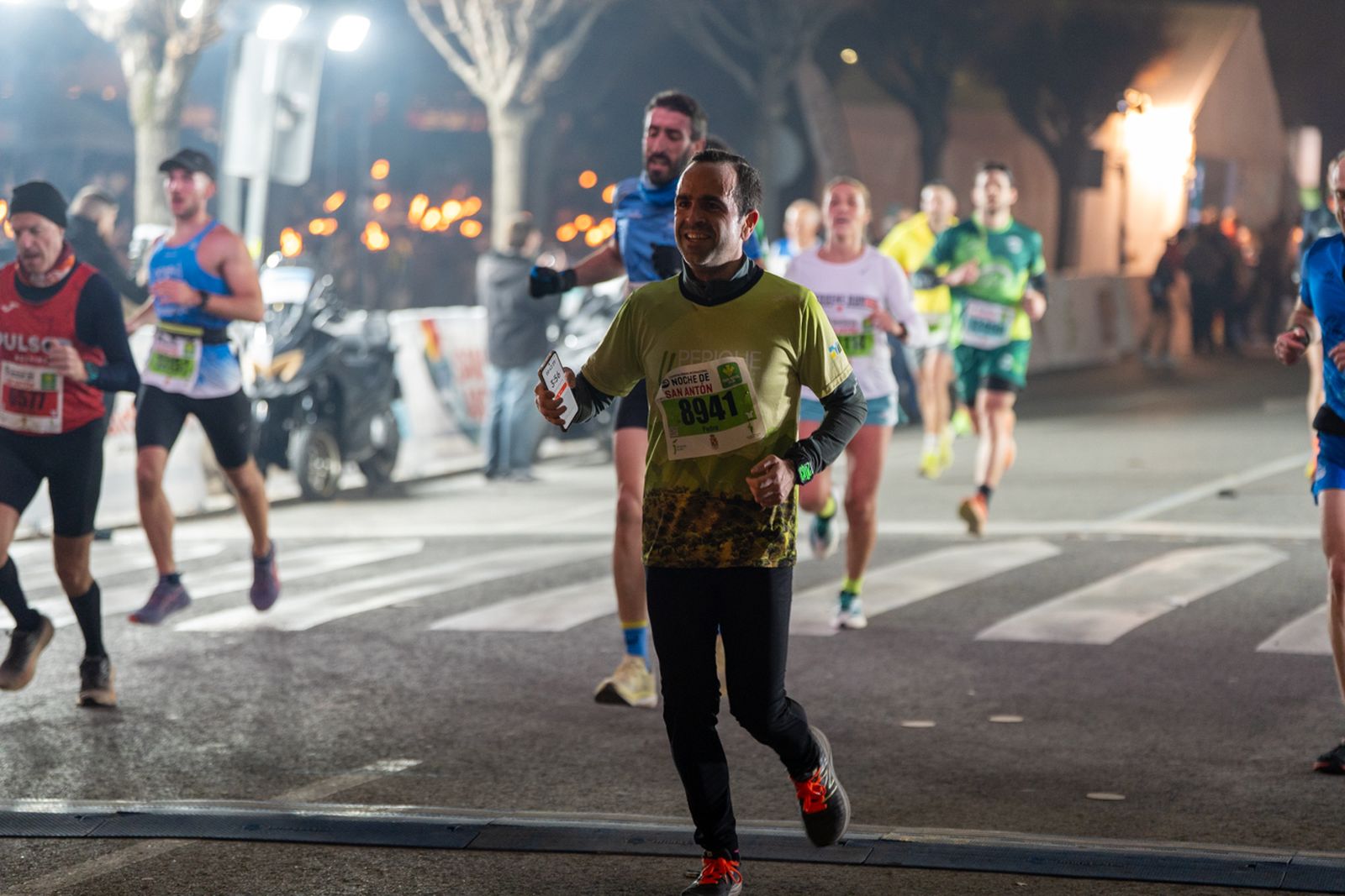 En imágenes: búscate en tu llegada a meta de la Carrera de San Antón 2026 (5)