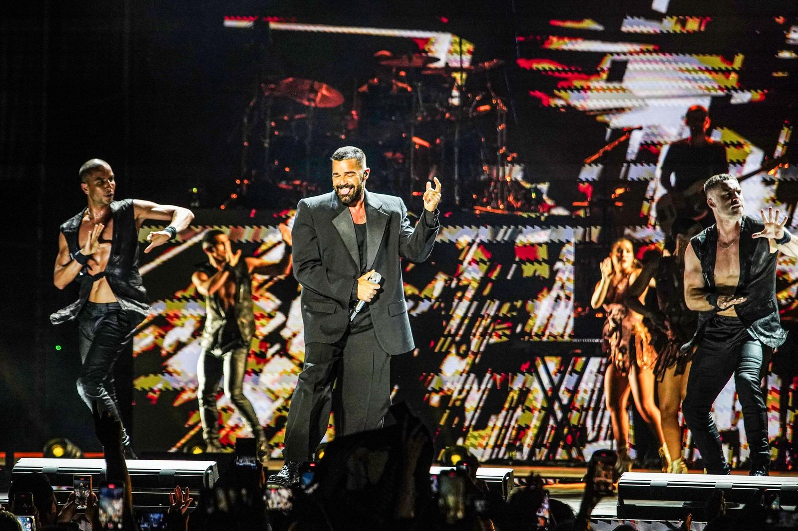 Ricky Martin hace vibrar a su público en la Plaza de Toros