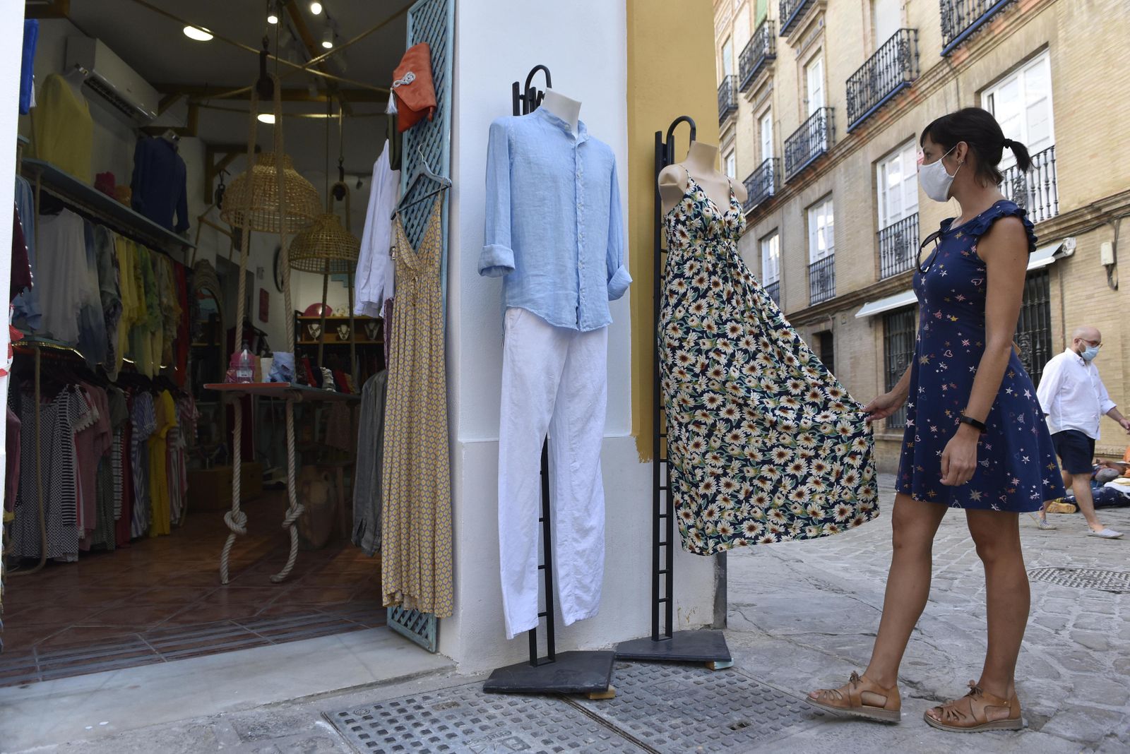 El barrio de Santa Cruz se queda vacío