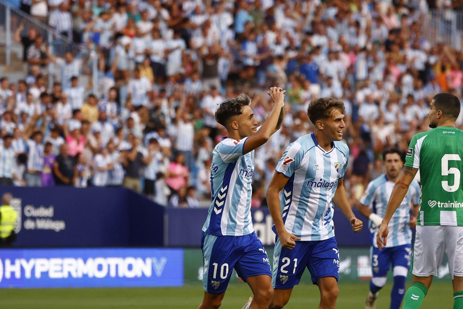 El Málaga CF-Real Betis del XXXV Trofeo Costa del Sol, en imágenes