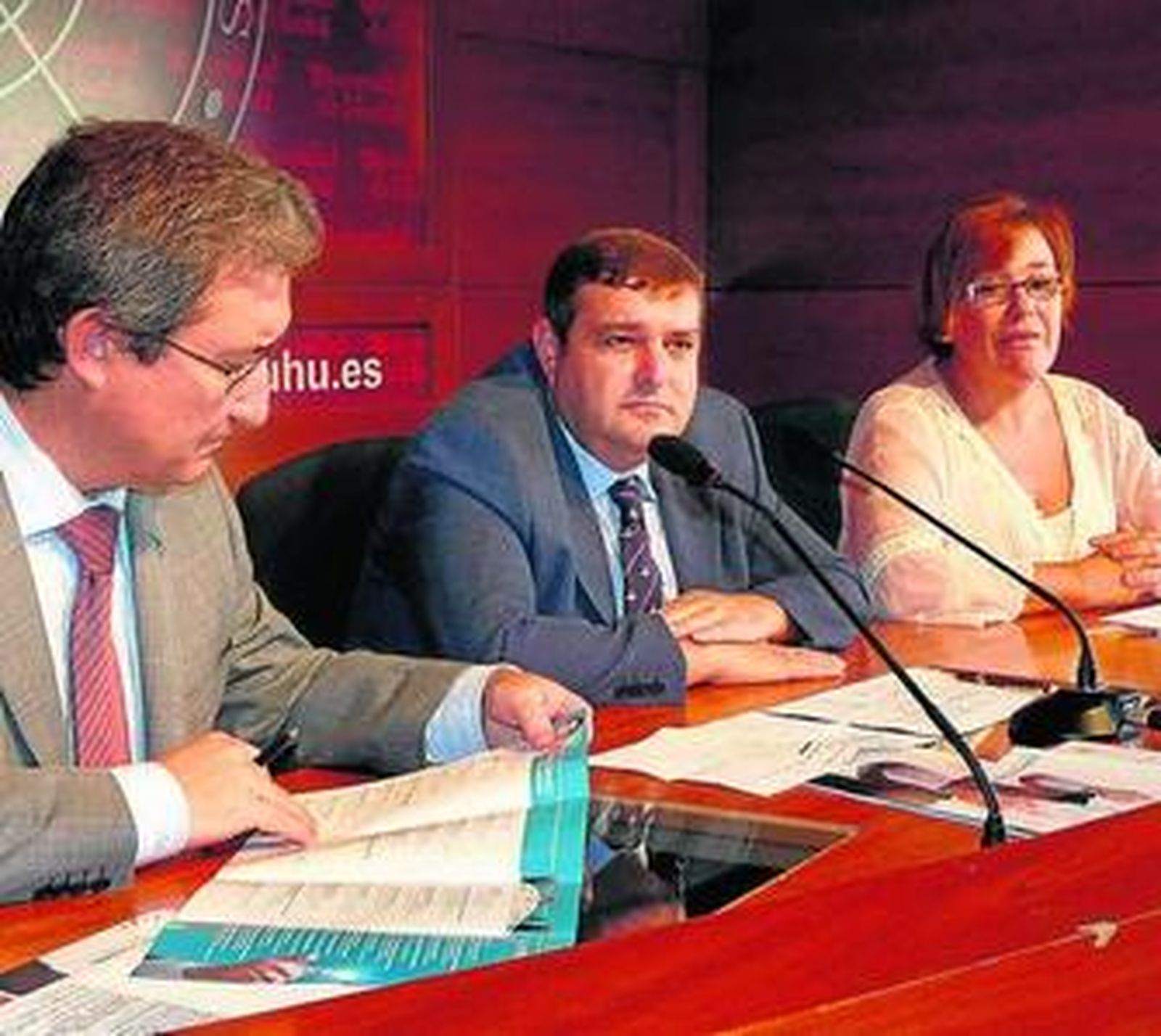 Juan Pedro Bolívar, Francisco José Martínez y Yolanda Pelayo.