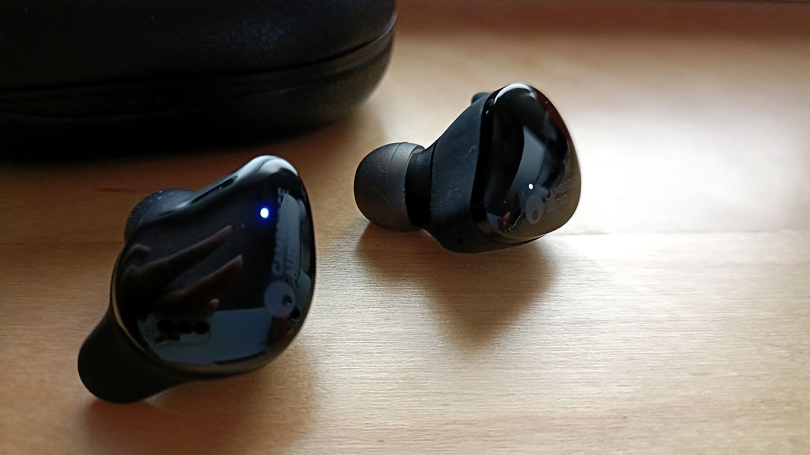 Auriculares Melomania Touch de Cambridge Audio