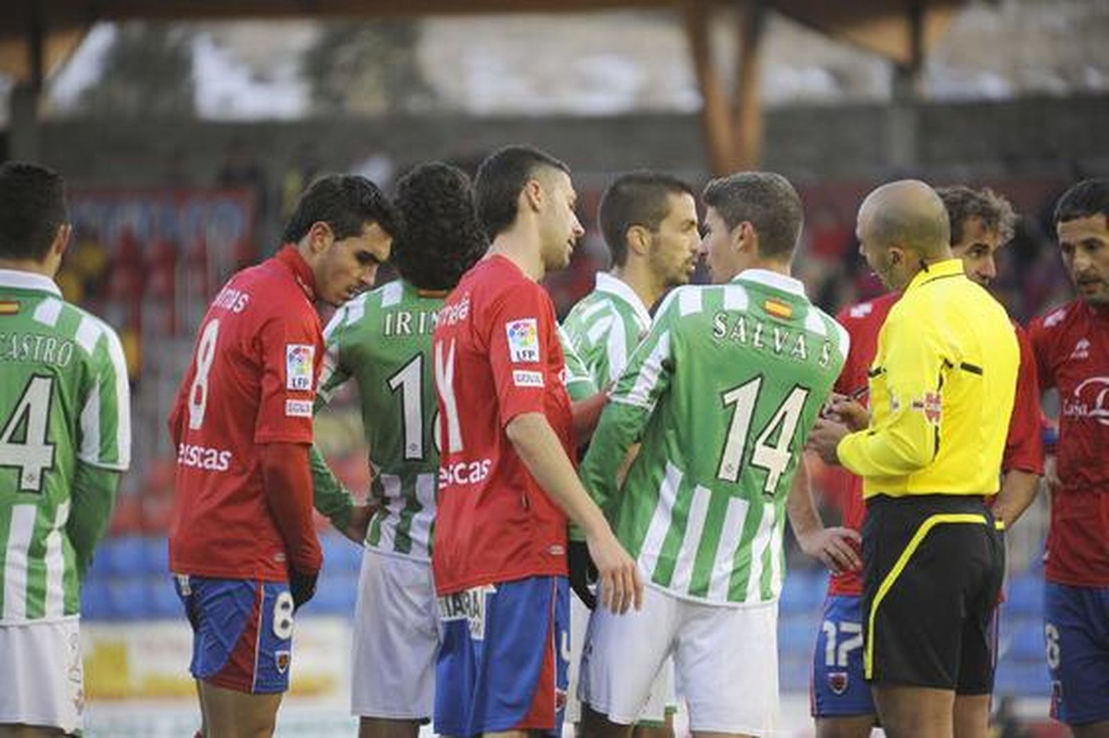 El Betis consolida aún más su liderato tras ganar en Soria al Numancia. / LOF