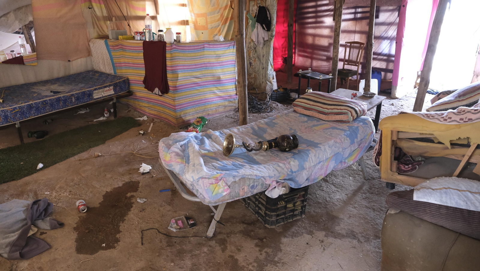 Imágenes del desalojo del asentamiento chabolista 'El Walili', en Níjar