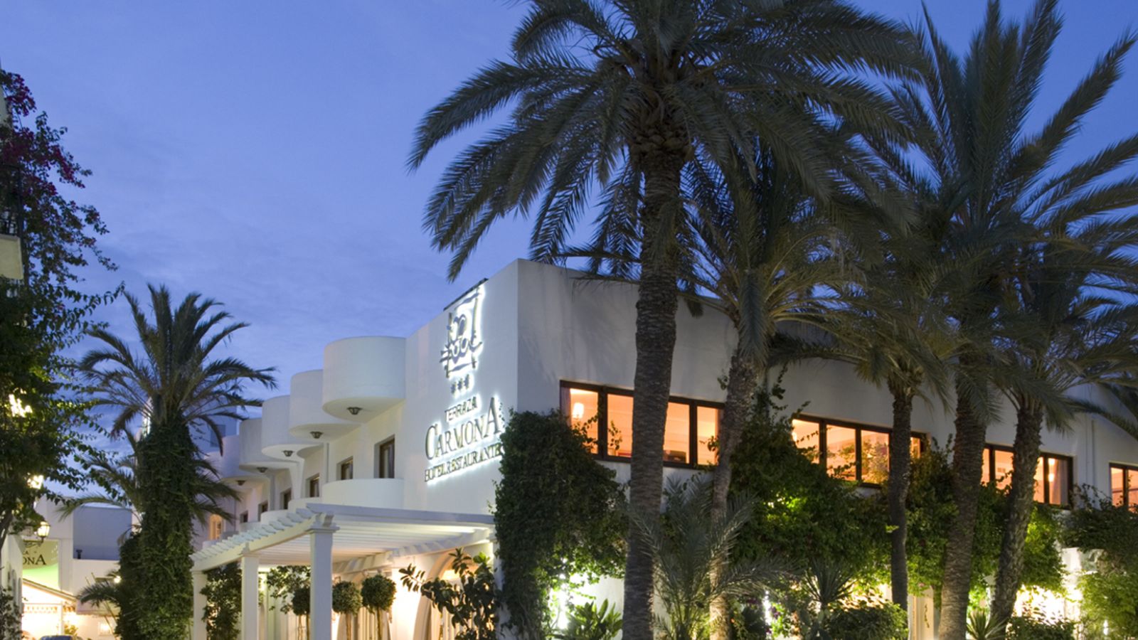 Terraza Carmona, en Vera.