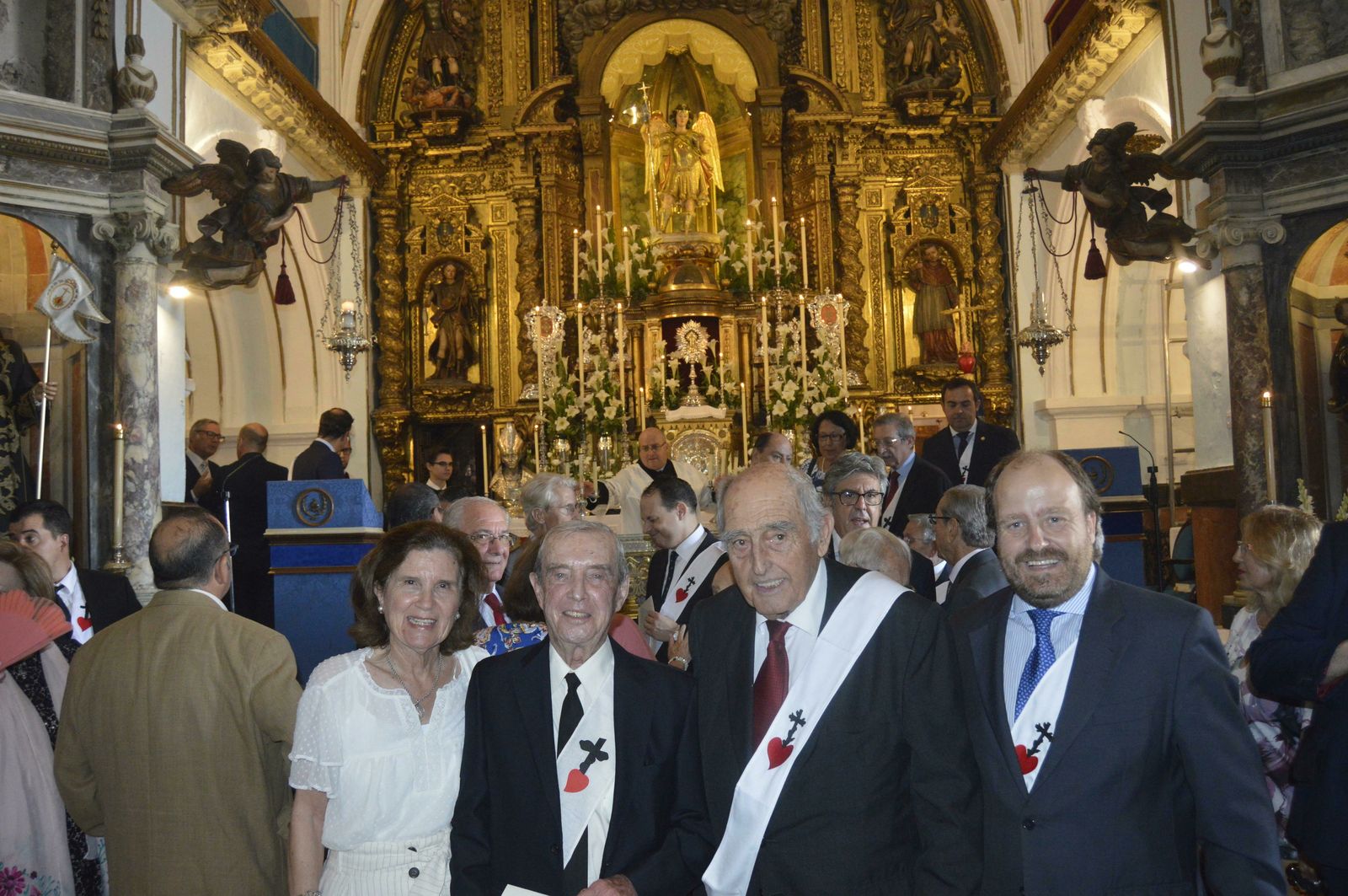Elena Martínez del Cerro, Juan Ruiz-Tagle y Manuel Lacave con su hijo, Javier Lacave.