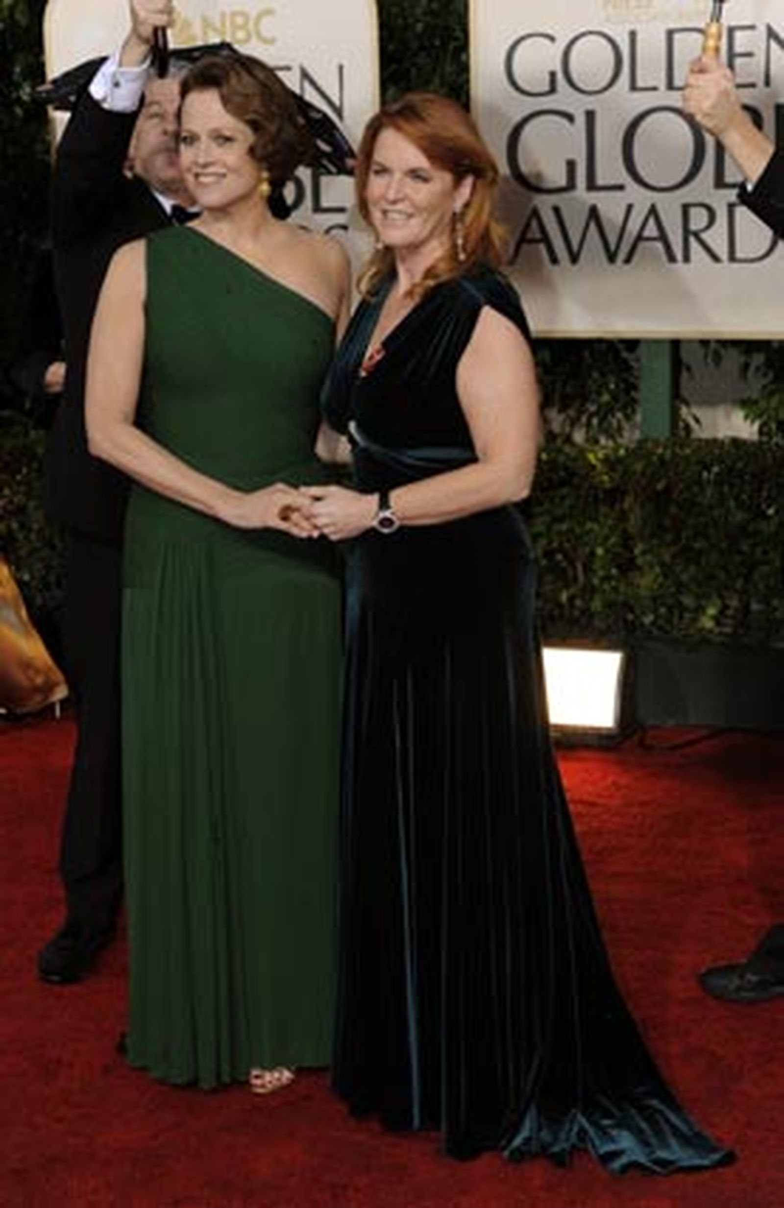 Sigourney Weaver y Sarah Ferguson. / AFP