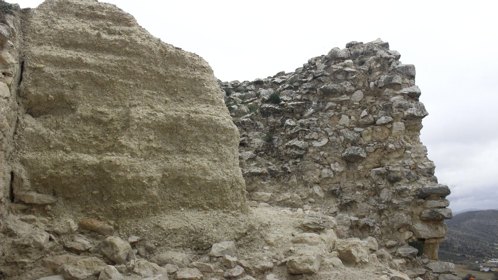 Pavimento interno de unas de las torres.