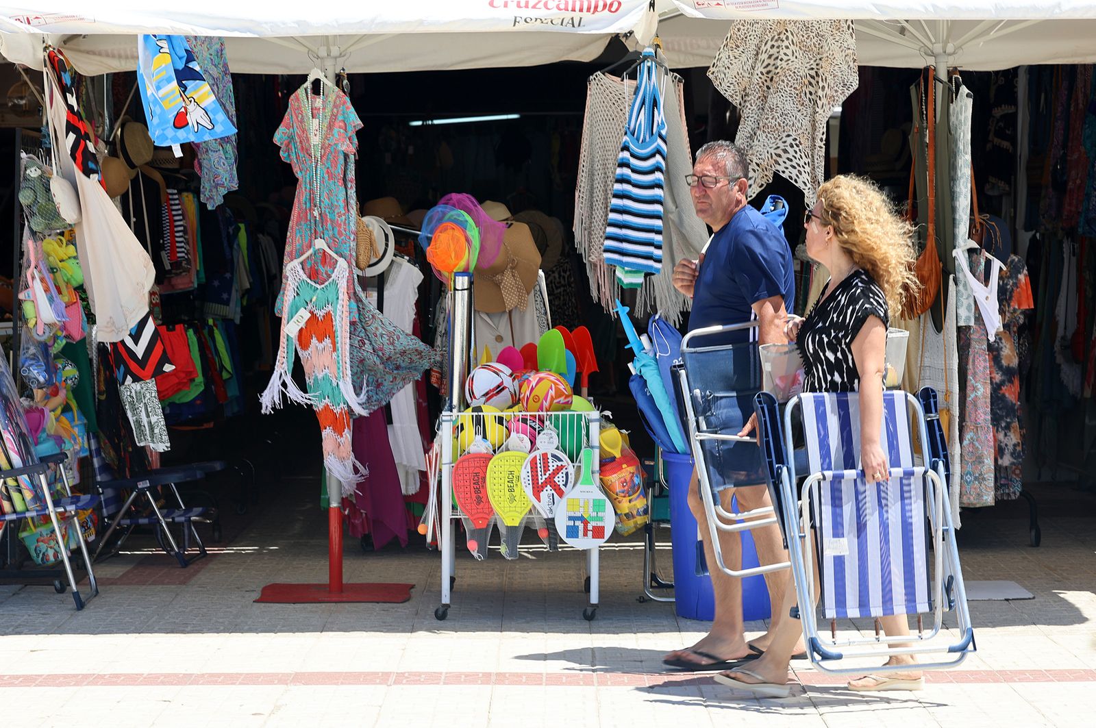 Imágenes de una mañana de calor y playa en Matalascañas