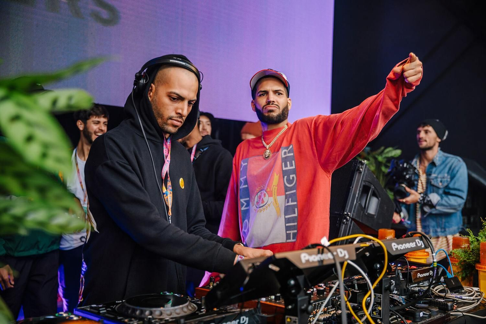 The Martinez Brothers durante una de sus actuaciones.