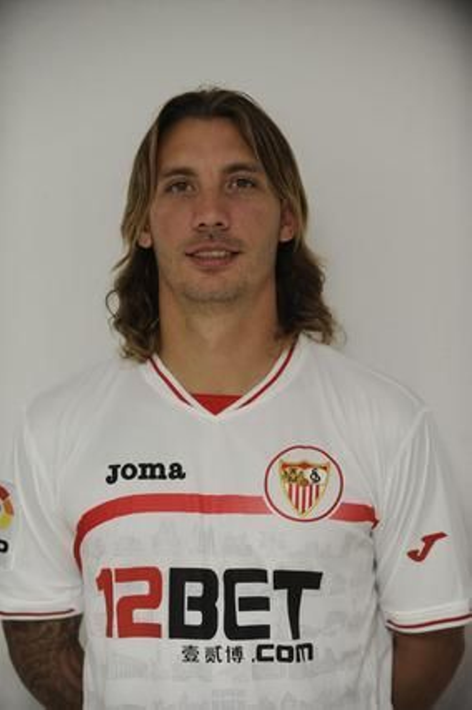 23. ALEXIS (defensa)