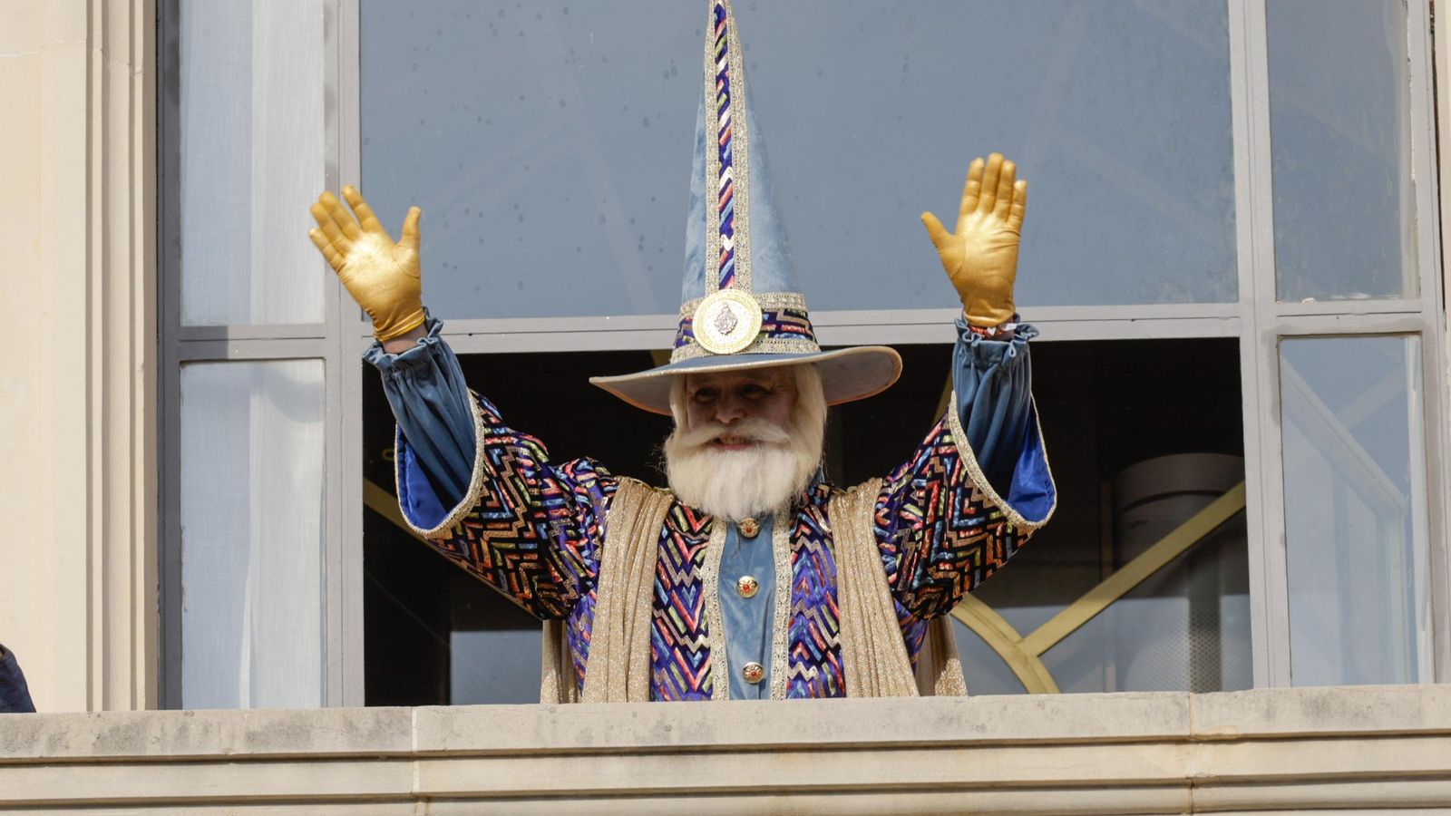 Las fotos de la ínsolita salida de los Reyes Magos del Ateneo un 4 de enero