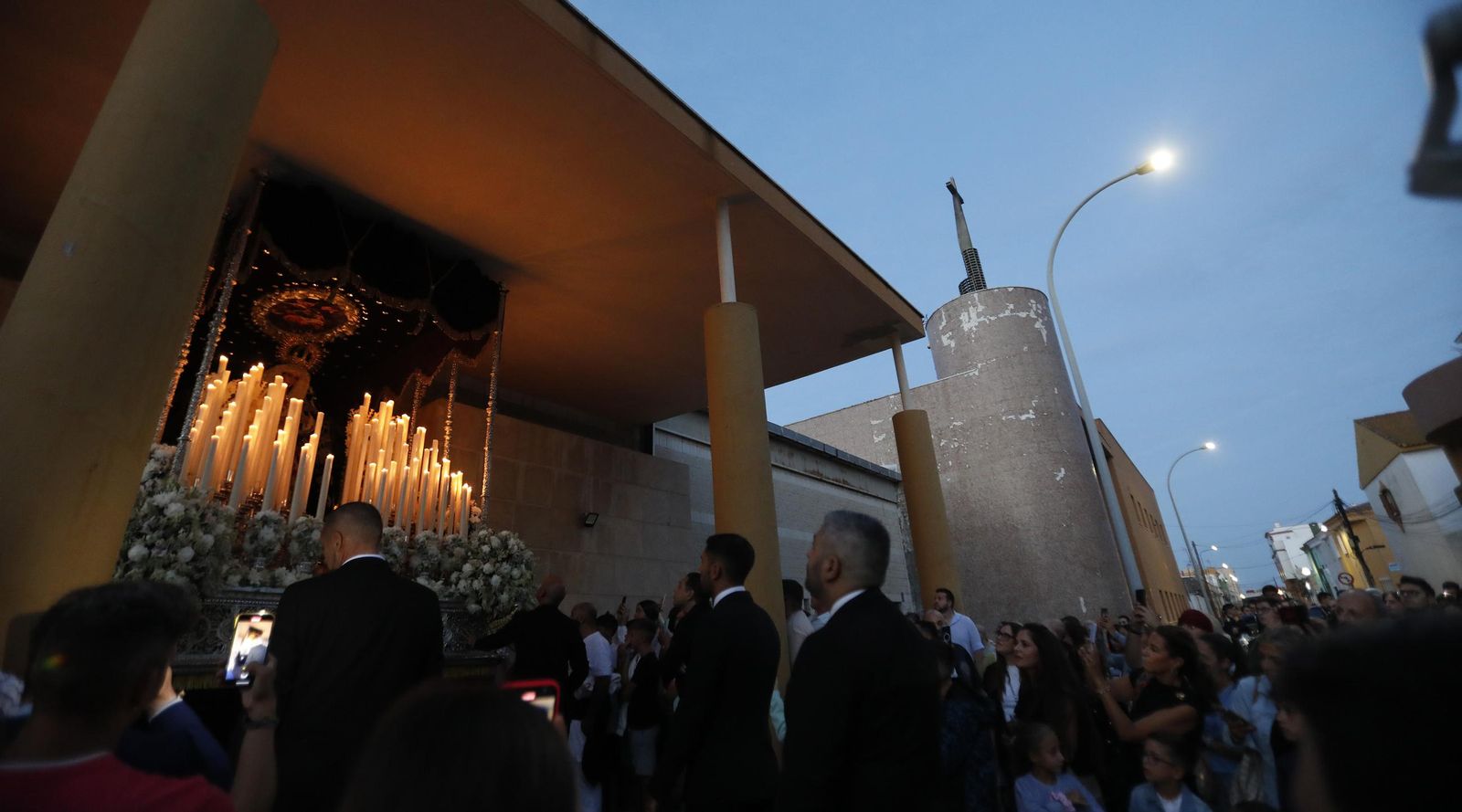 Las fotos de la procesión extraordinaria de María Santísima de la Salud en La Línea