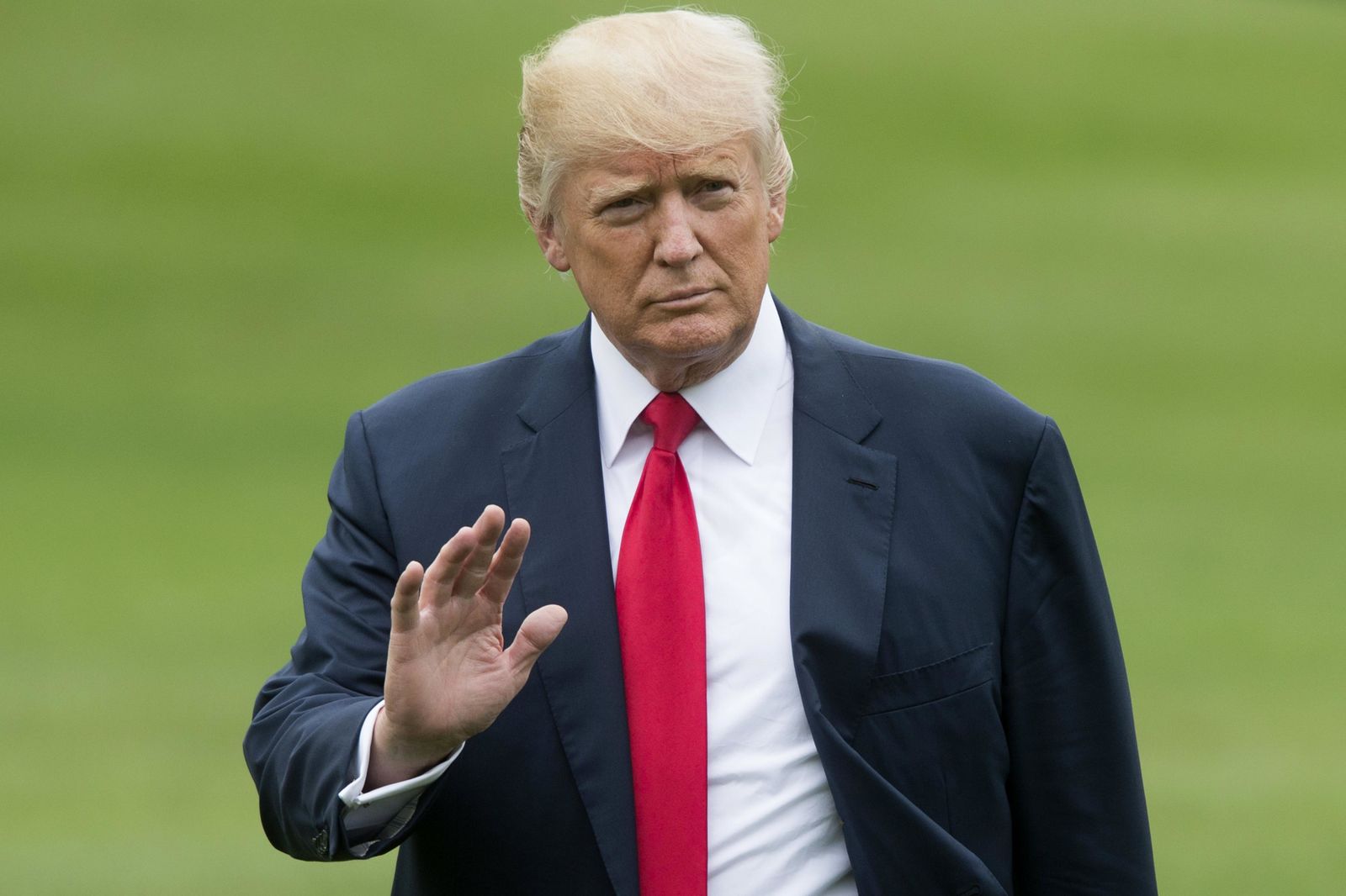 Trump, tras llegar hoy a la Casa Blanca en helicóptero.