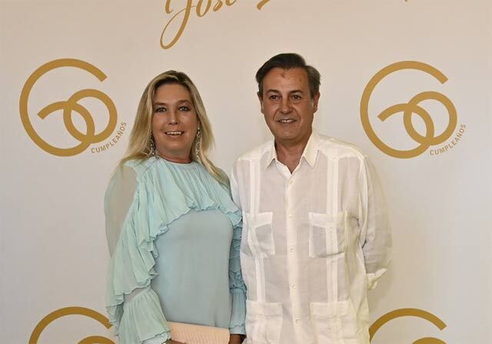 Políticos, actores, cantantes... muchos famosos entre los 3.500 invitados al cumpleaños de El Turronero