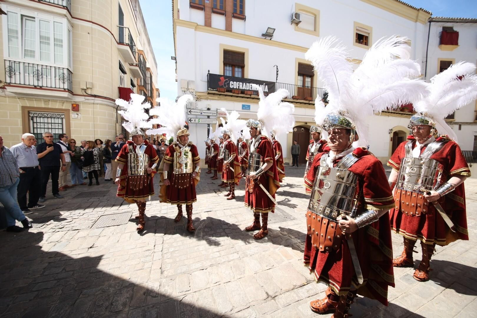 La guardia romana del Señor del Consuelo de la hermandad del Transporte